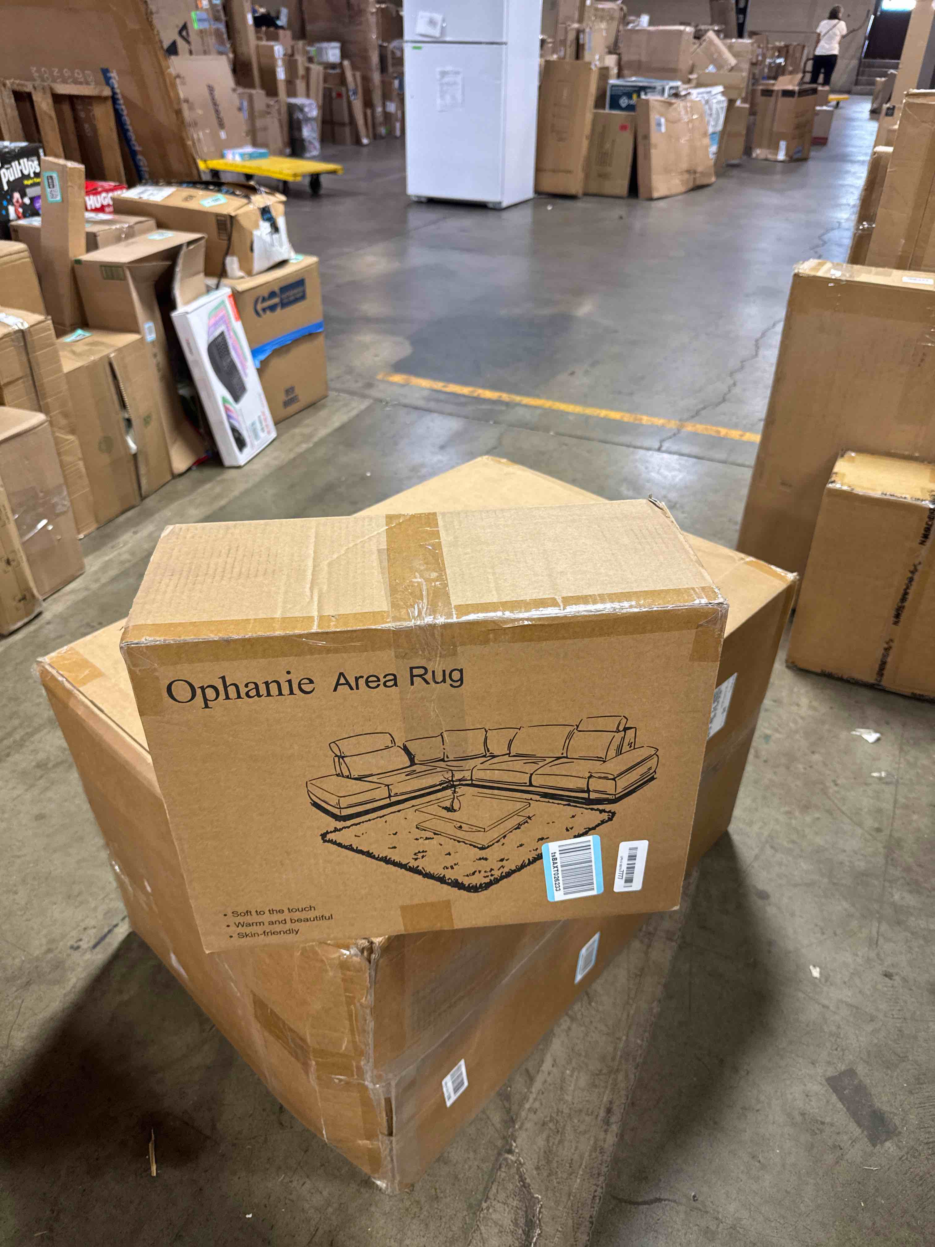https://s3.amazonaws.com/lotting-images-prod/phillipi/GRA0364384_1756481325167.jpeg