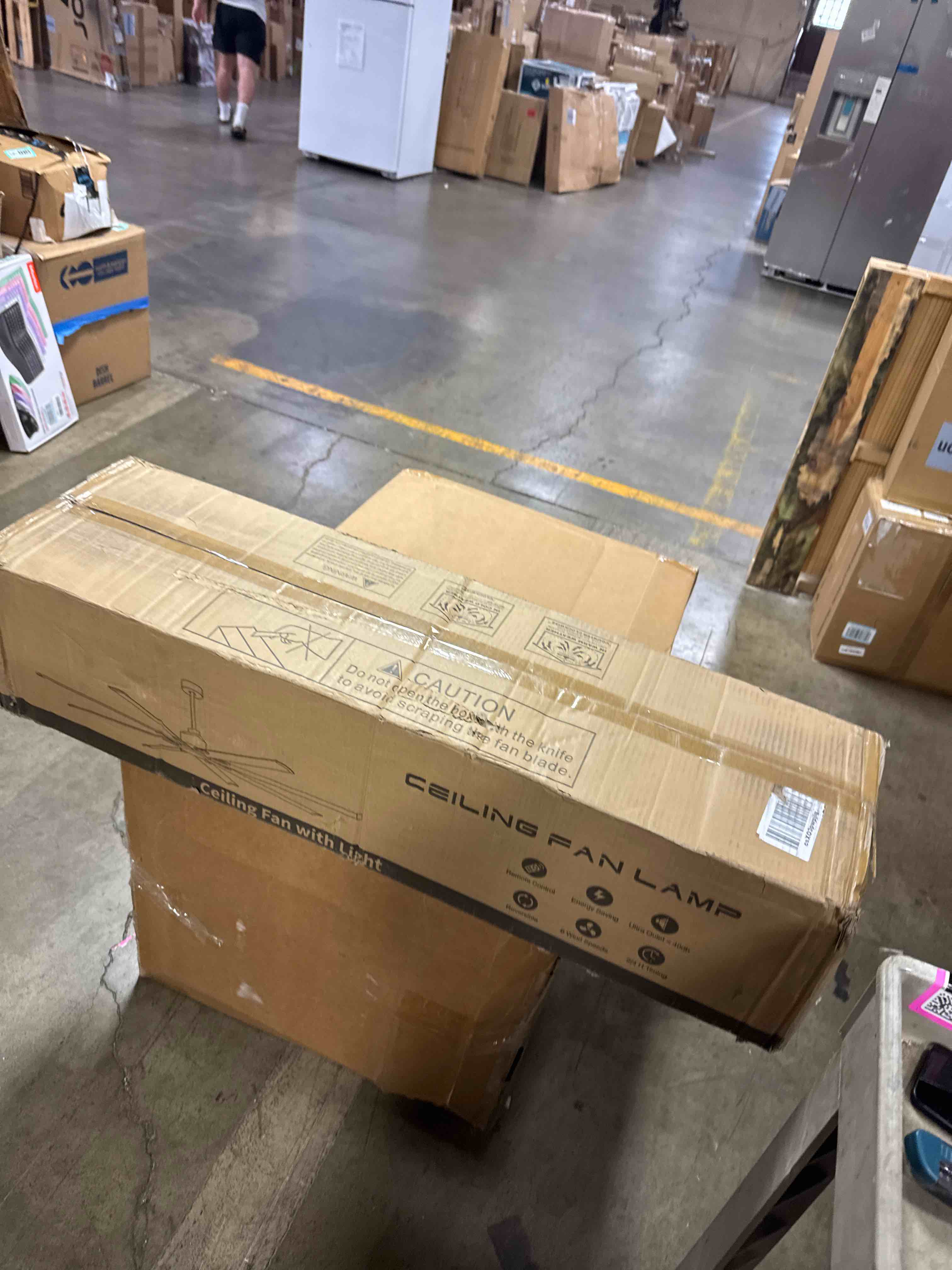 https://s3.amazonaws.com/lotting-images-prod/phillipi/GRA0364400_1756479568945.jpeg