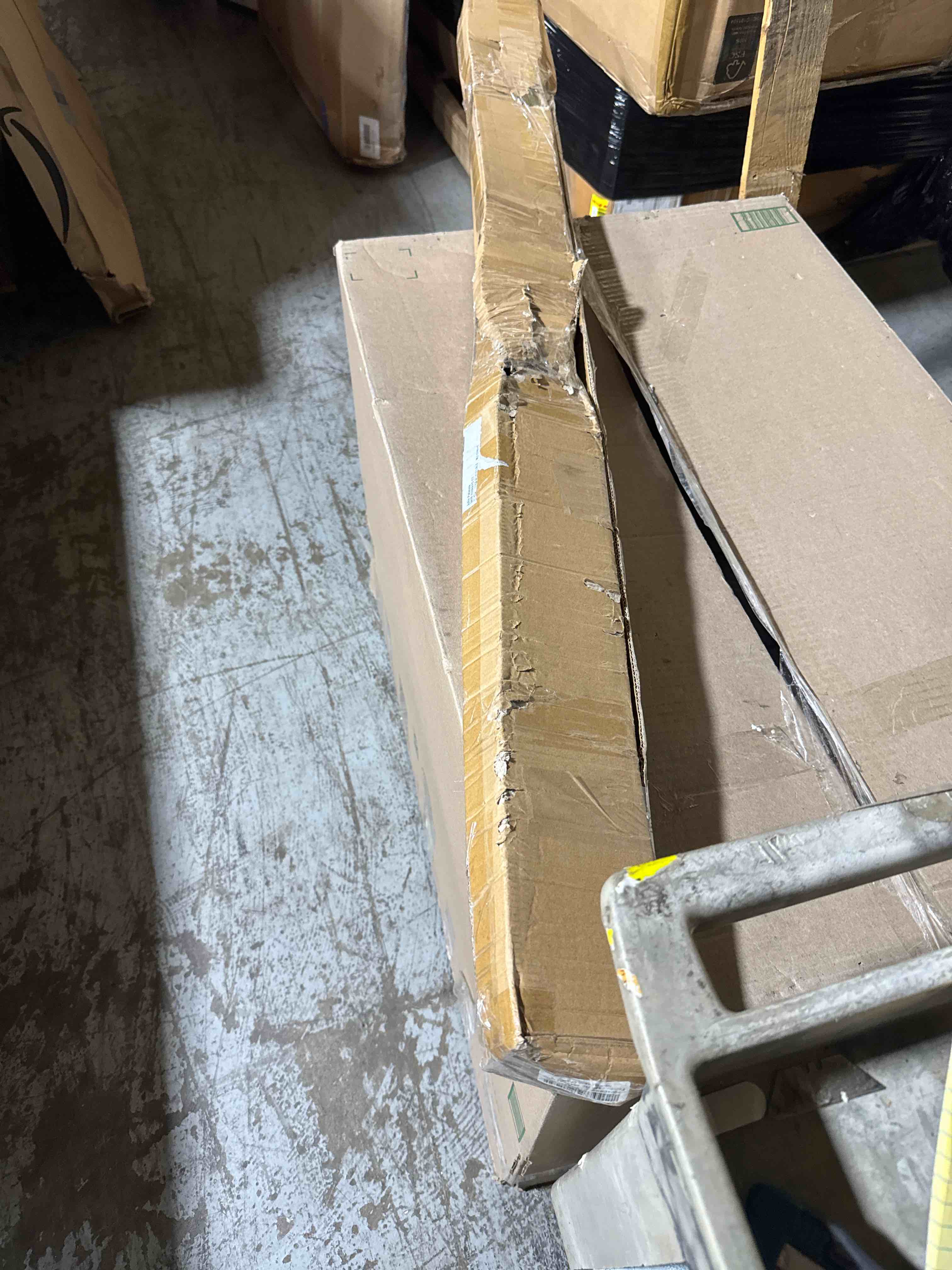 https://s3.amazonaws.com/lotting-images-prod/phillipi/GRA0364443_1756393746400.jpeg