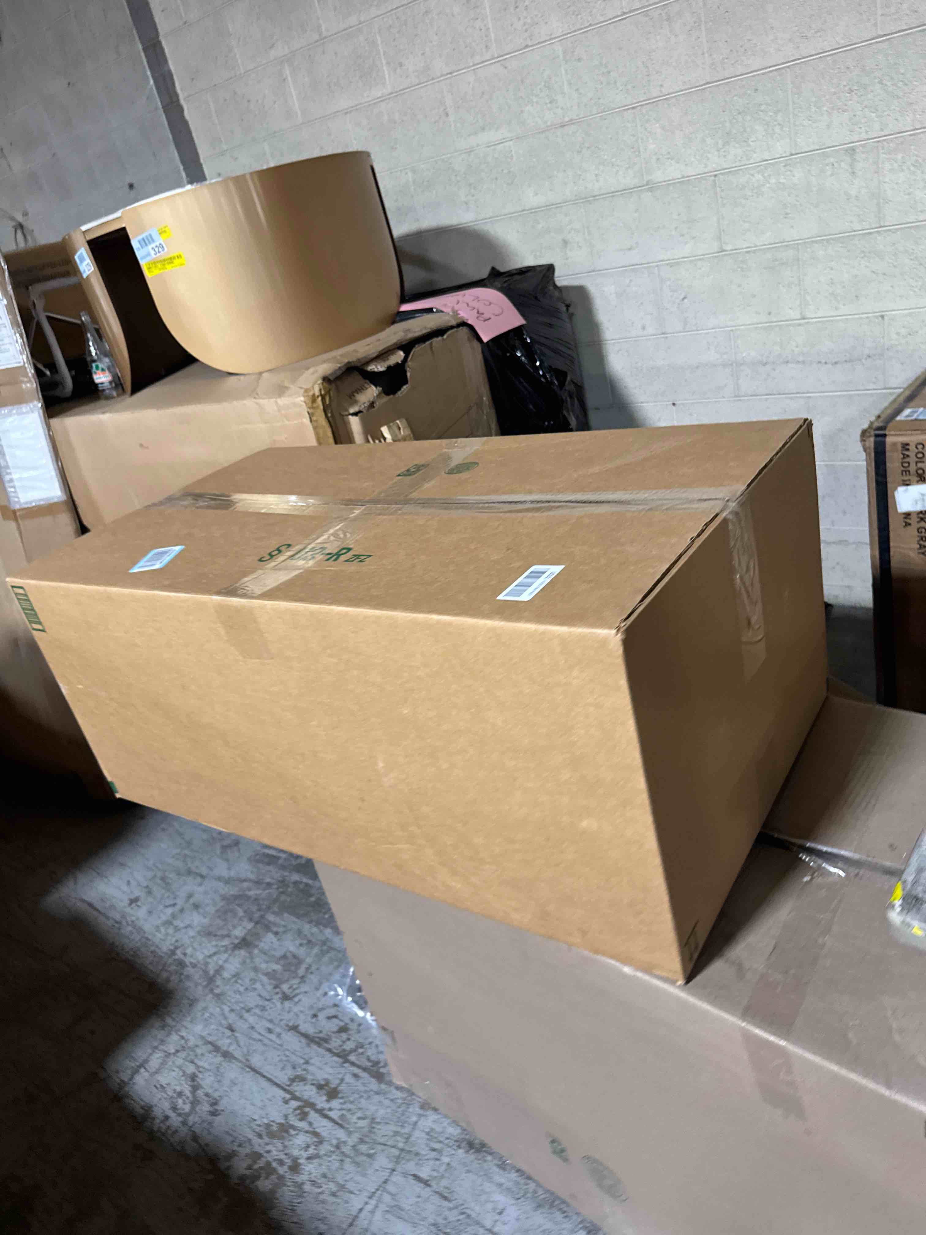 https://s3.amazonaws.com/lotting-images-prod/phillipi/GRA0364445_1756393531999.jpeg