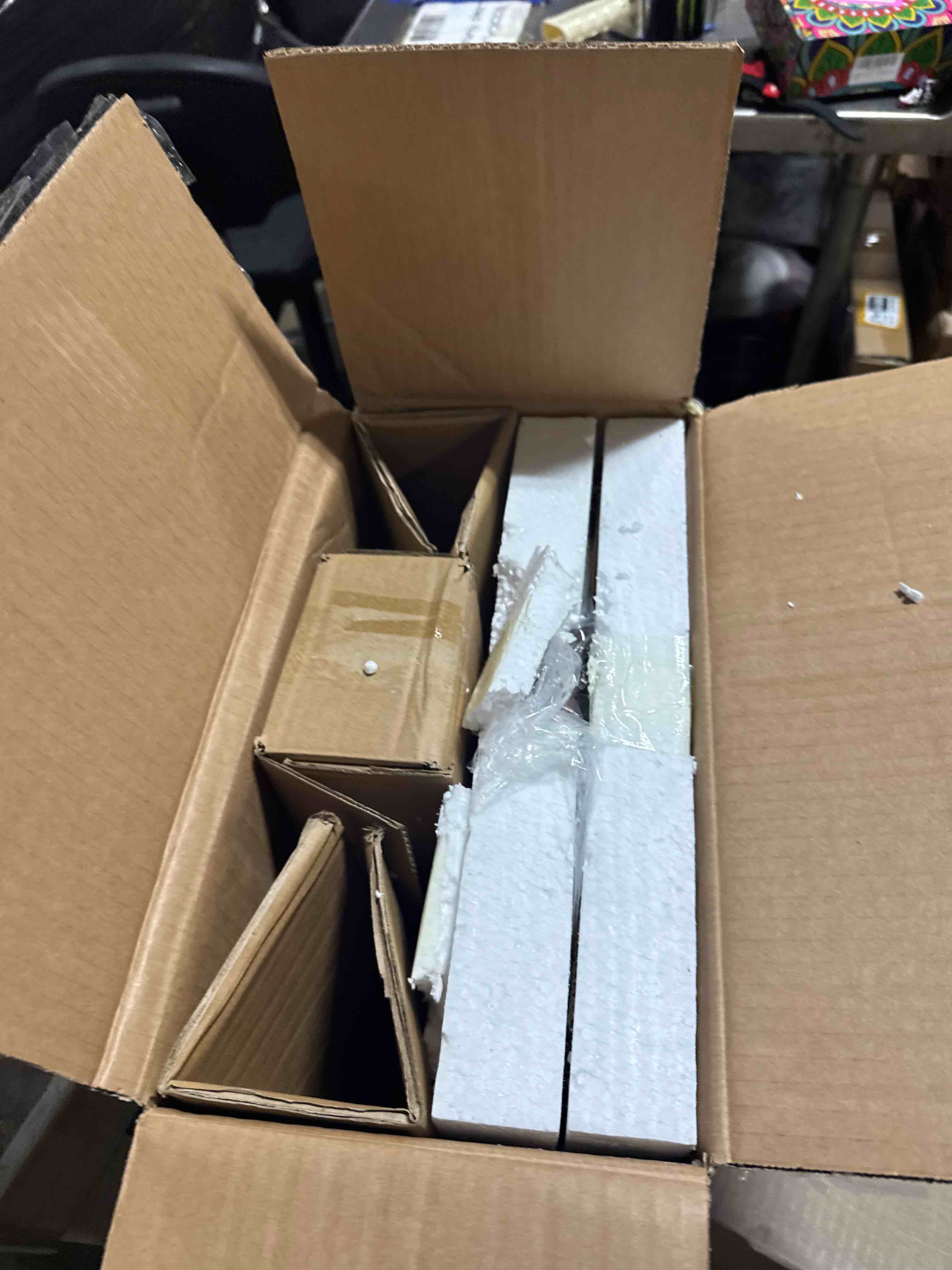 https://s3.amazonaws.com/lotting-images-prod/phillipi/GRA0364518_1756299358705.jpeg