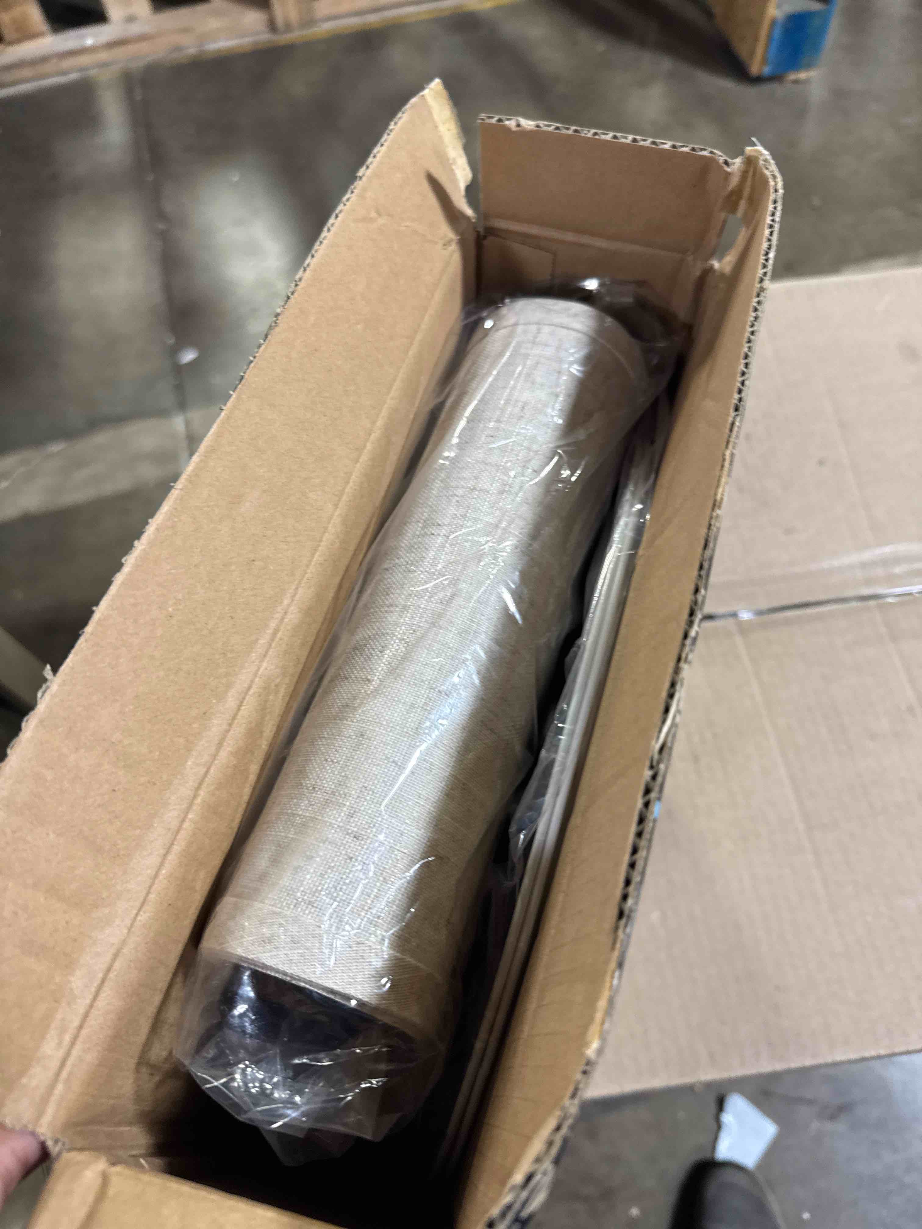 https://s3.amazonaws.com/lotting-images-prod/phillipi/GRA0364578_1756134392334.jpeg