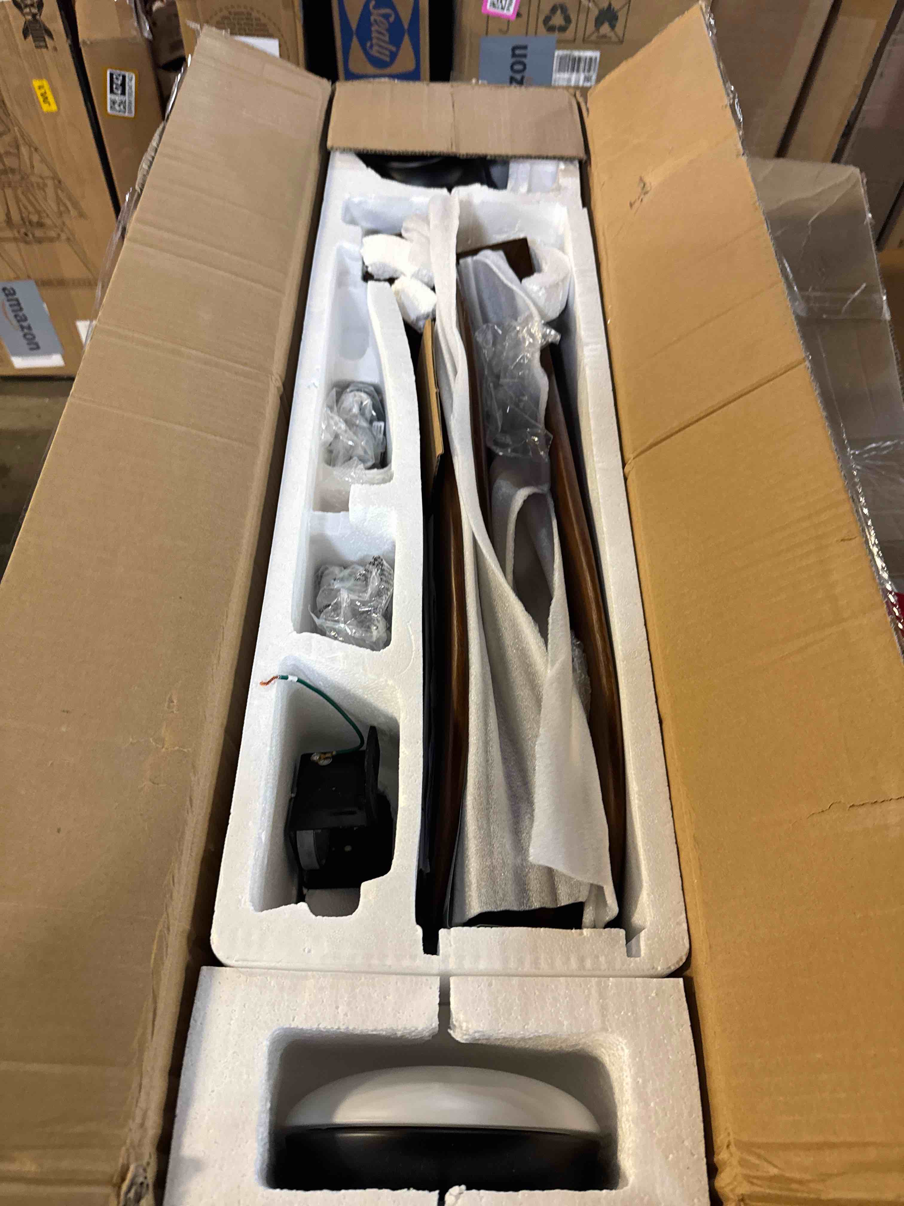 https://s3.amazonaws.com/lotting-images-prod/phillipi/GRA0364593_1755807192536.jpeg
