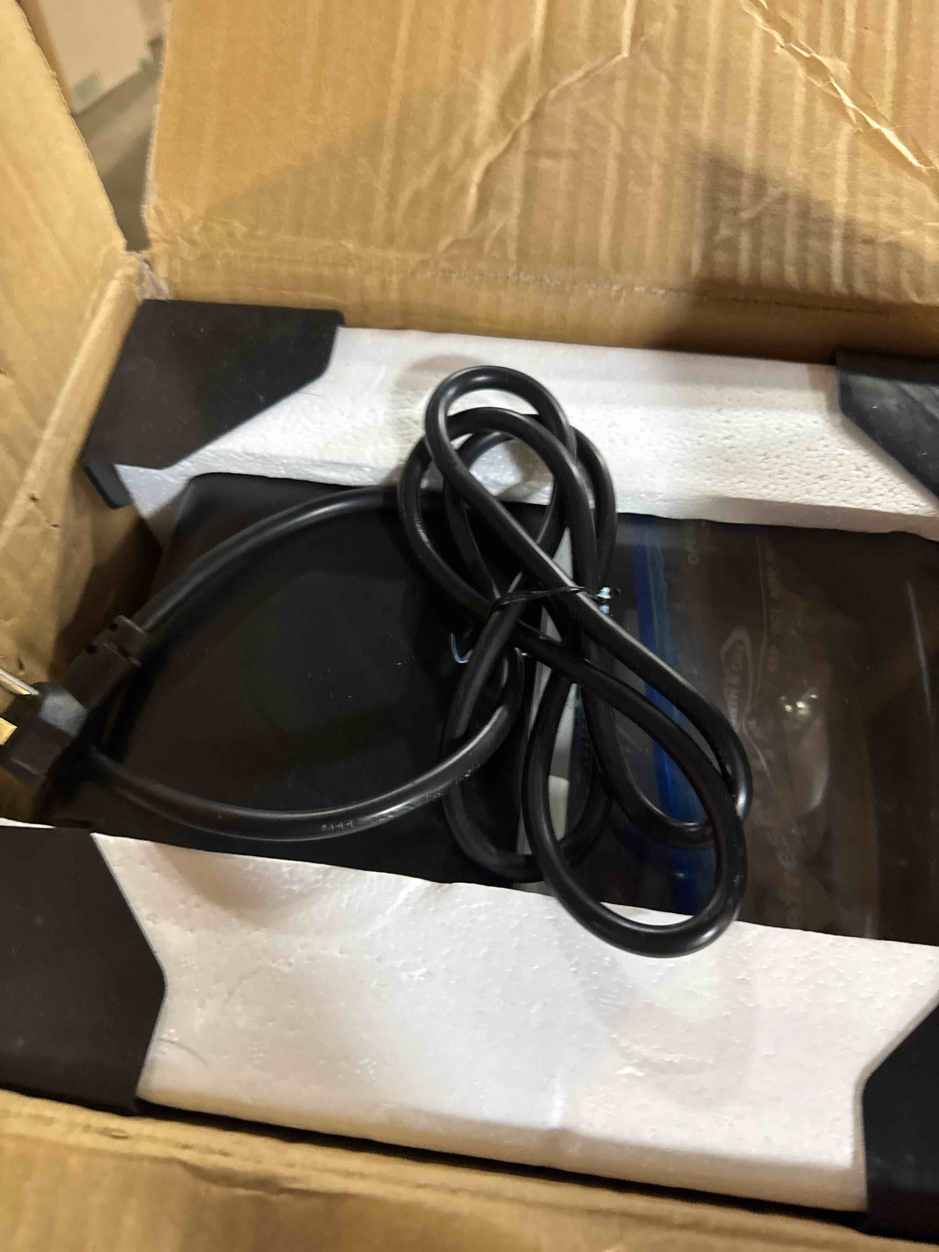 https://s3.amazonaws.com/lotting-images-prod/phillipi/GRA0364609_1755803463810.jpeg
