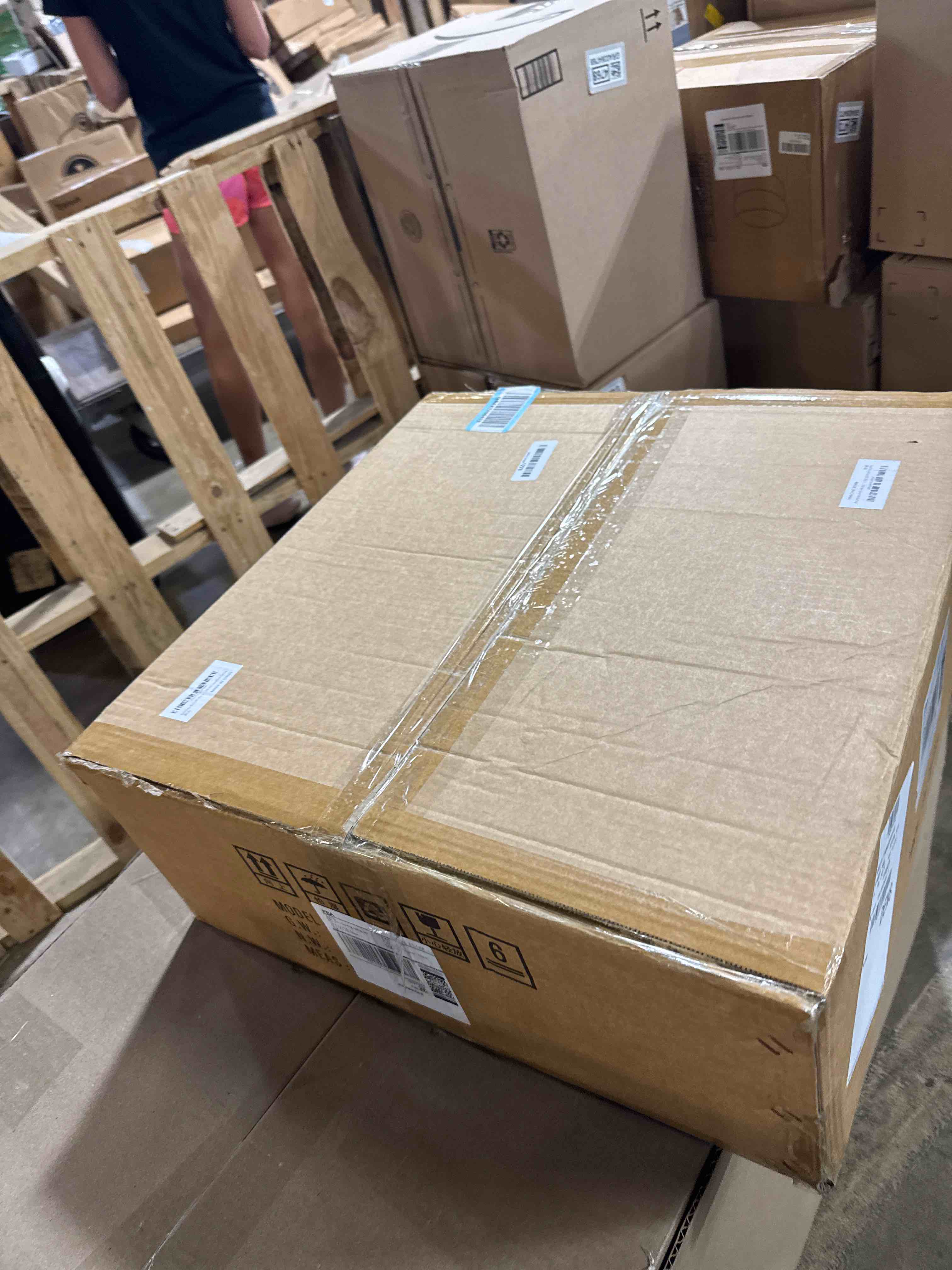 https://s3.amazonaws.com/lotting-images-prod/phillipi/GRA0364767_1755525877798.jpeg