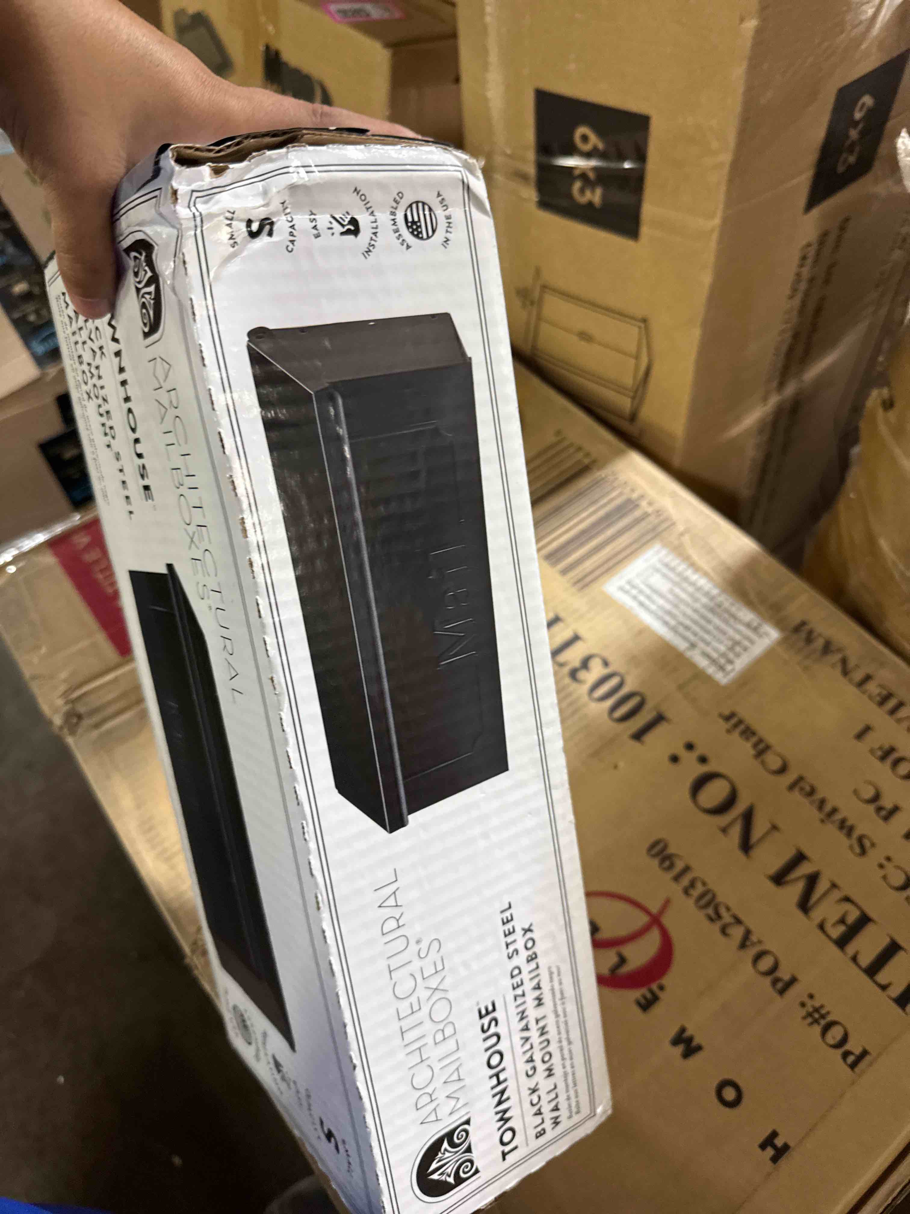 https://s3.amazonaws.com/lotting-images-prod/phillipi/GRA0364897_1755179494261.jpeg