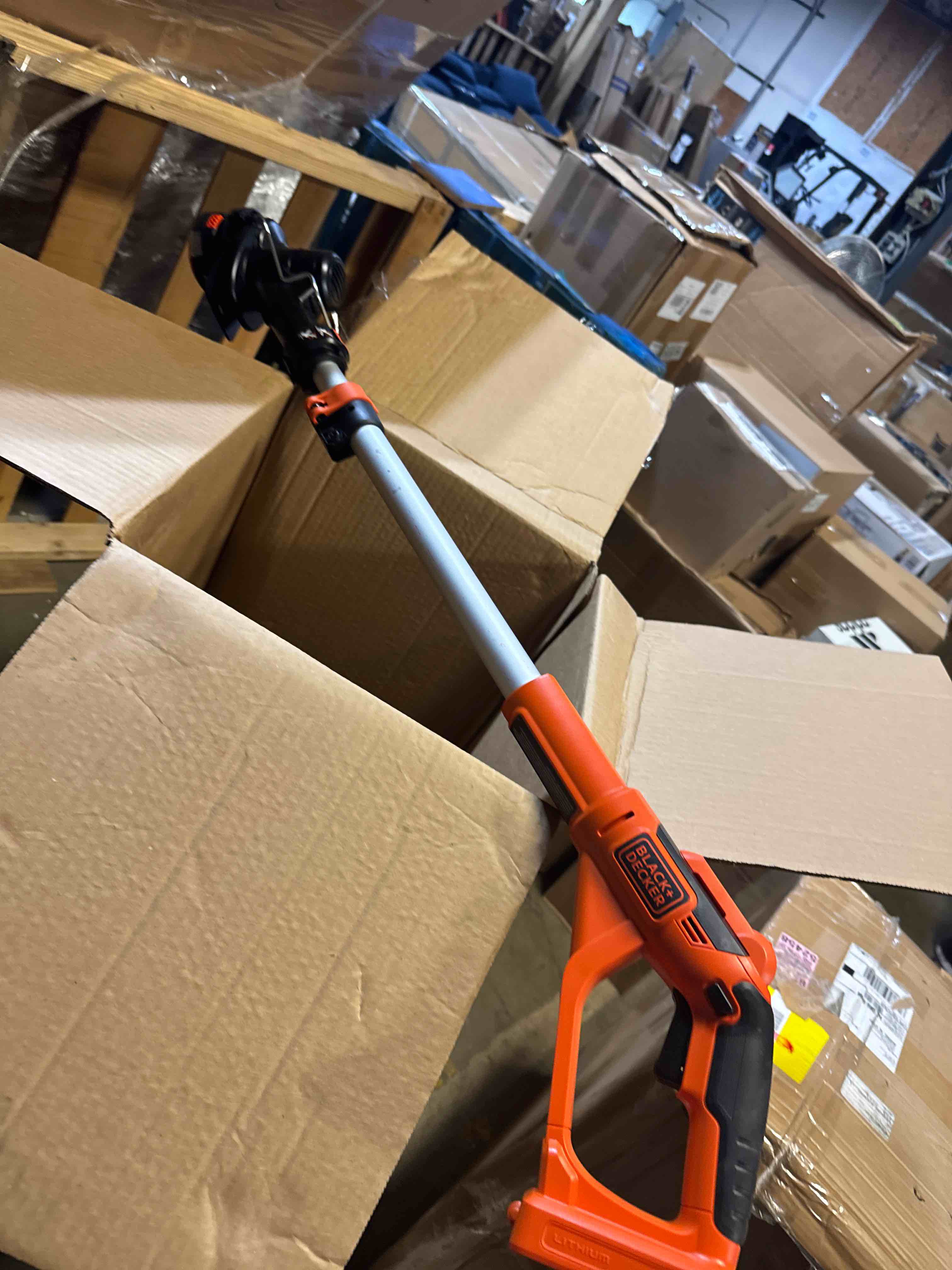 https://s3.amazonaws.com/lotting-images-prod/phillipi/GRA0365026_1754423582359.jpeg