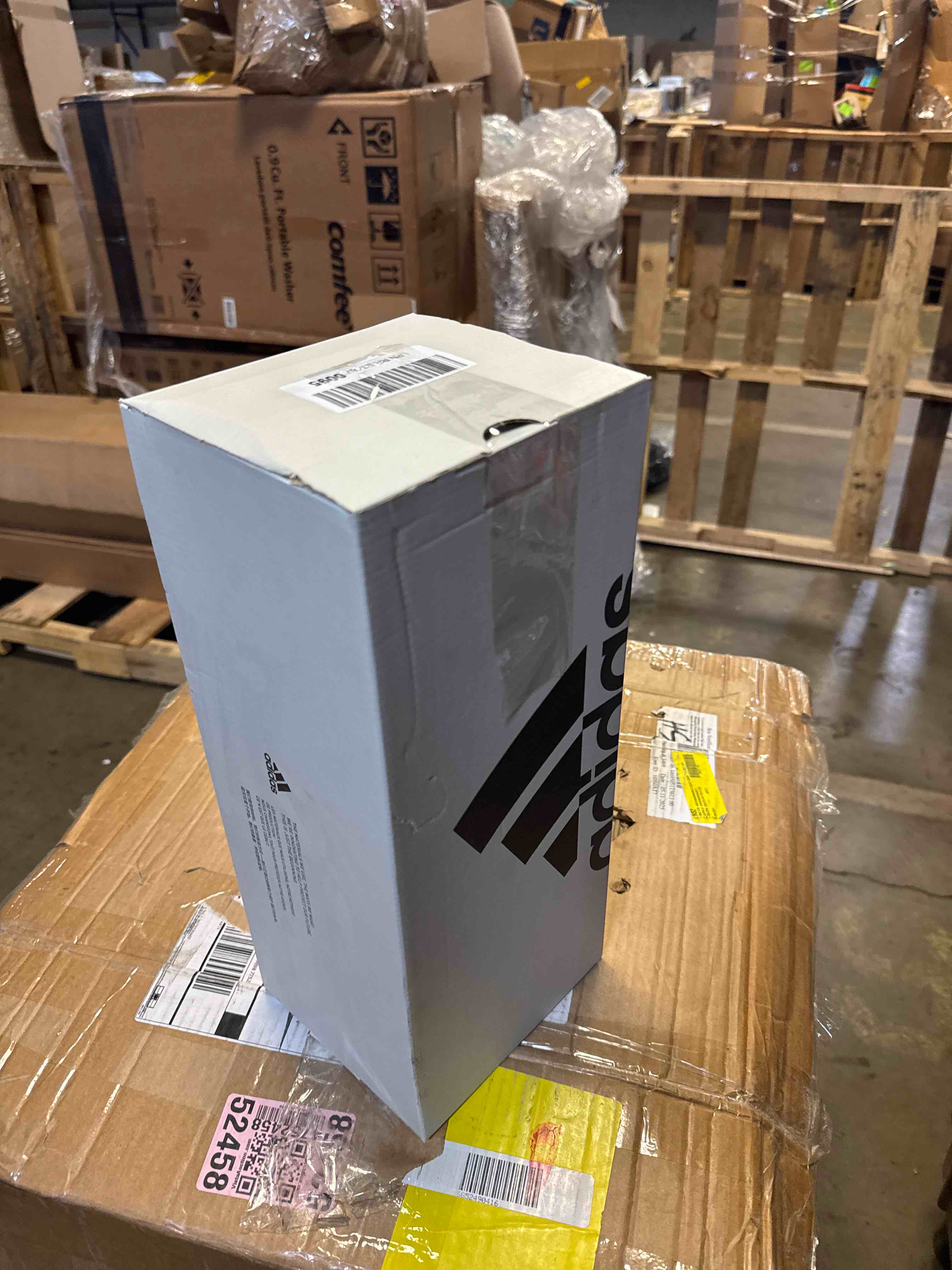 https://s3.amazonaws.com/lotting-images-prod/phillipi/GRA0365027_1754423443302.jpeg