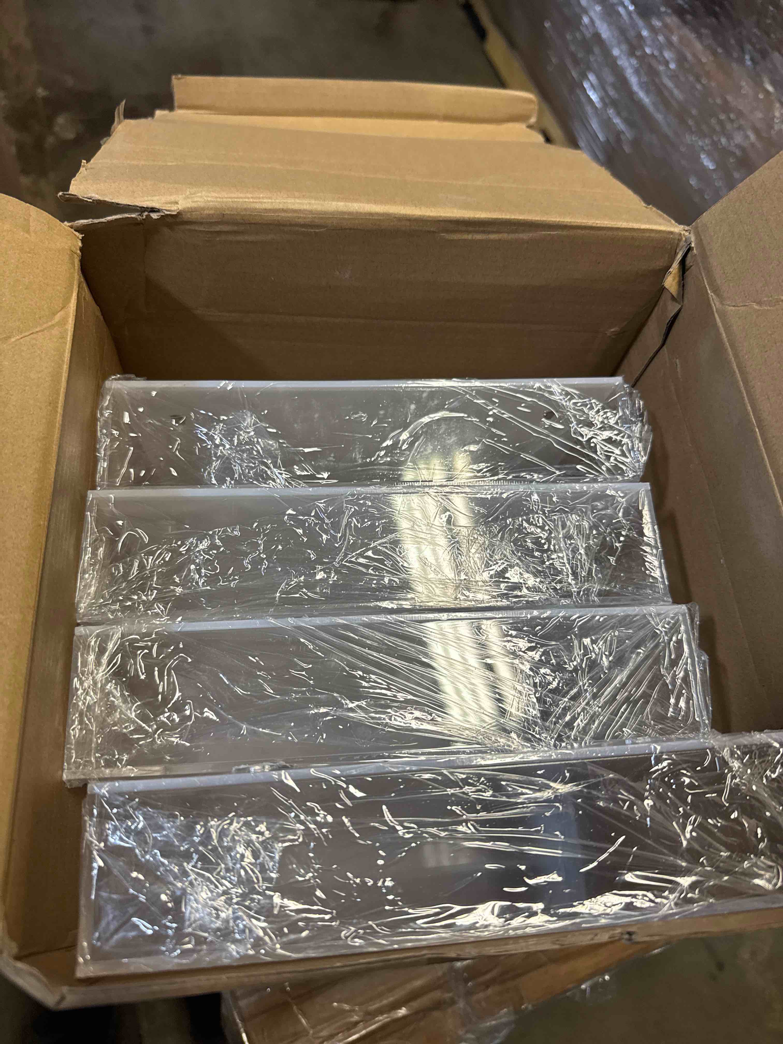 https://s3.amazonaws.com/lotting-images-prod/phillipi/GRA0365032_1754421825596.jpeg