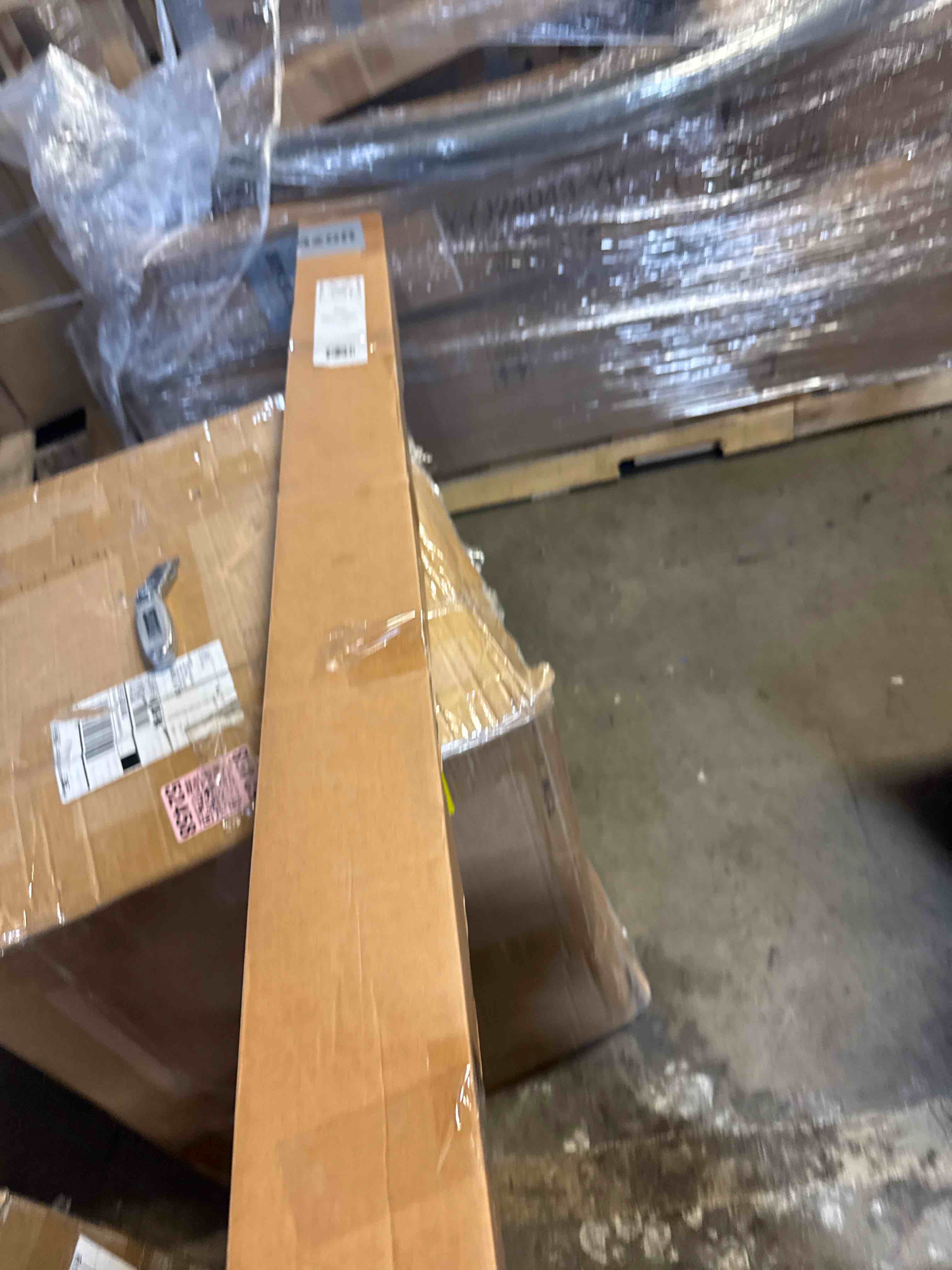 https://s3.amazonaws.com/lotting-images-prod/phillipi/GRA0365052_1754417767408.jpeg