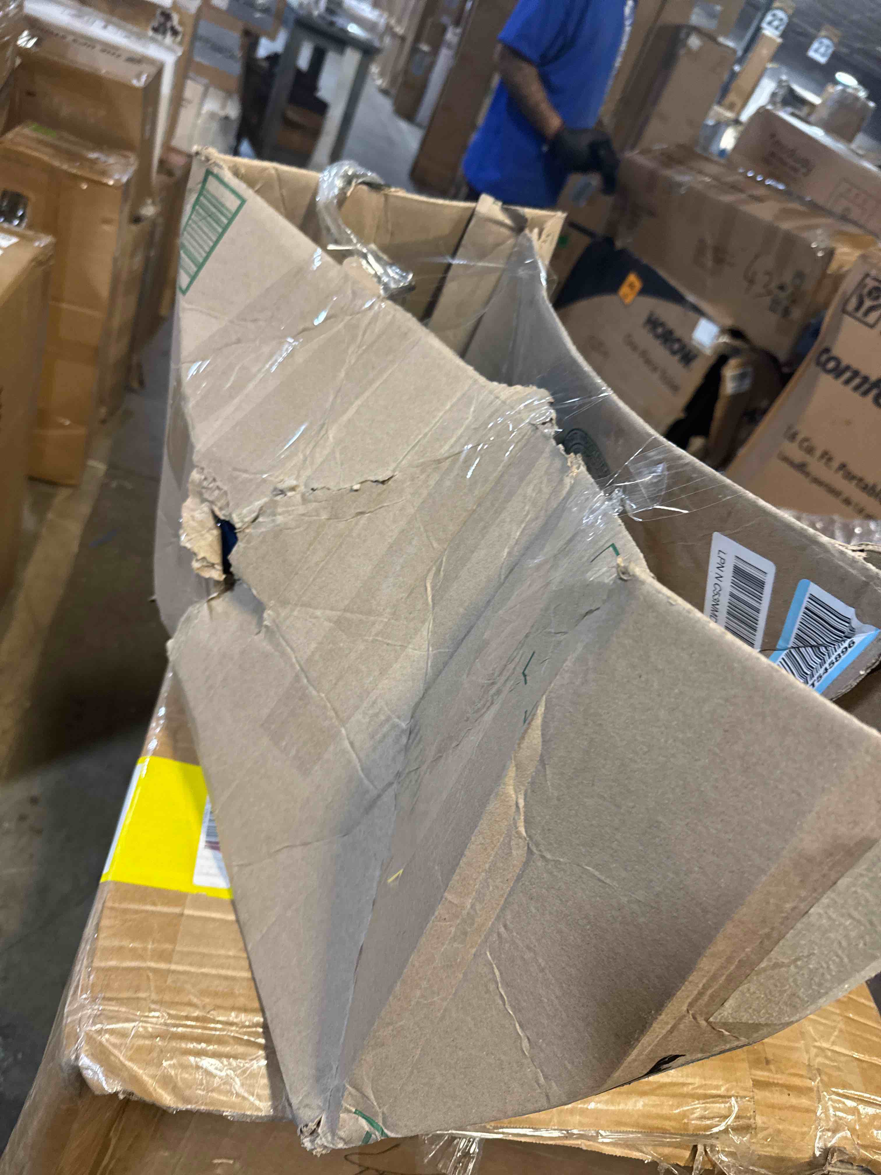 https://s3.amazonaws.com/lotting-images-prod/phillipi/GRA0365056_1754416981377.jpeg