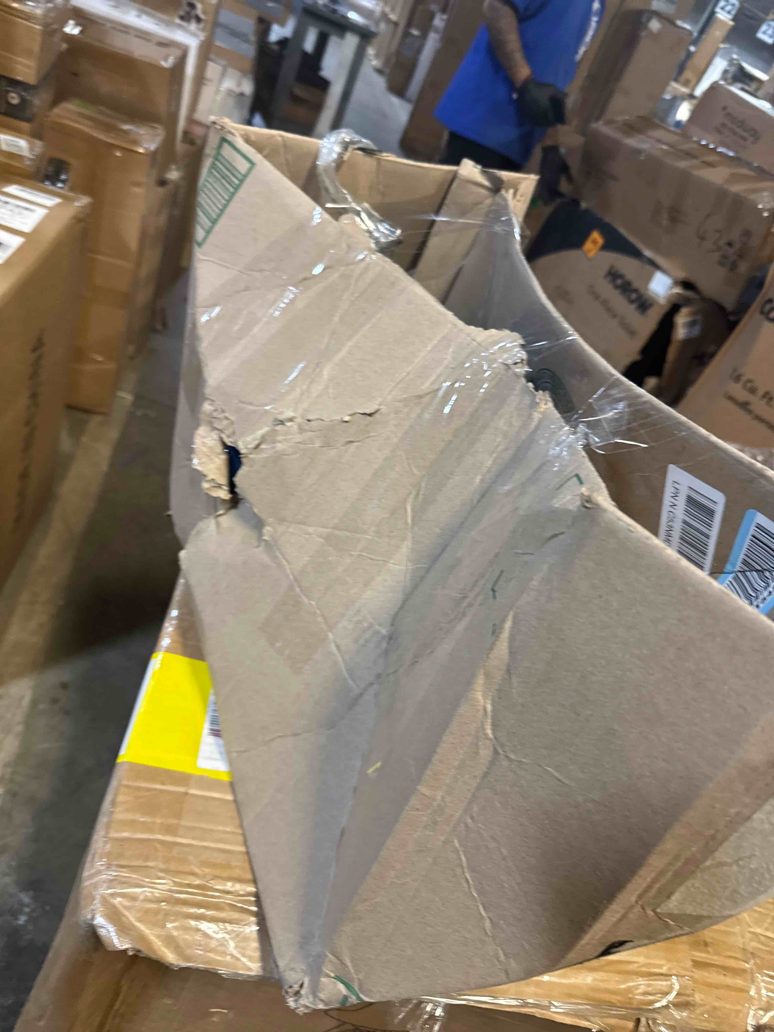 https://s3.amazonaws.com/lotting-images-prod/phillipi/GRA0365056_1754416982277.jpeg