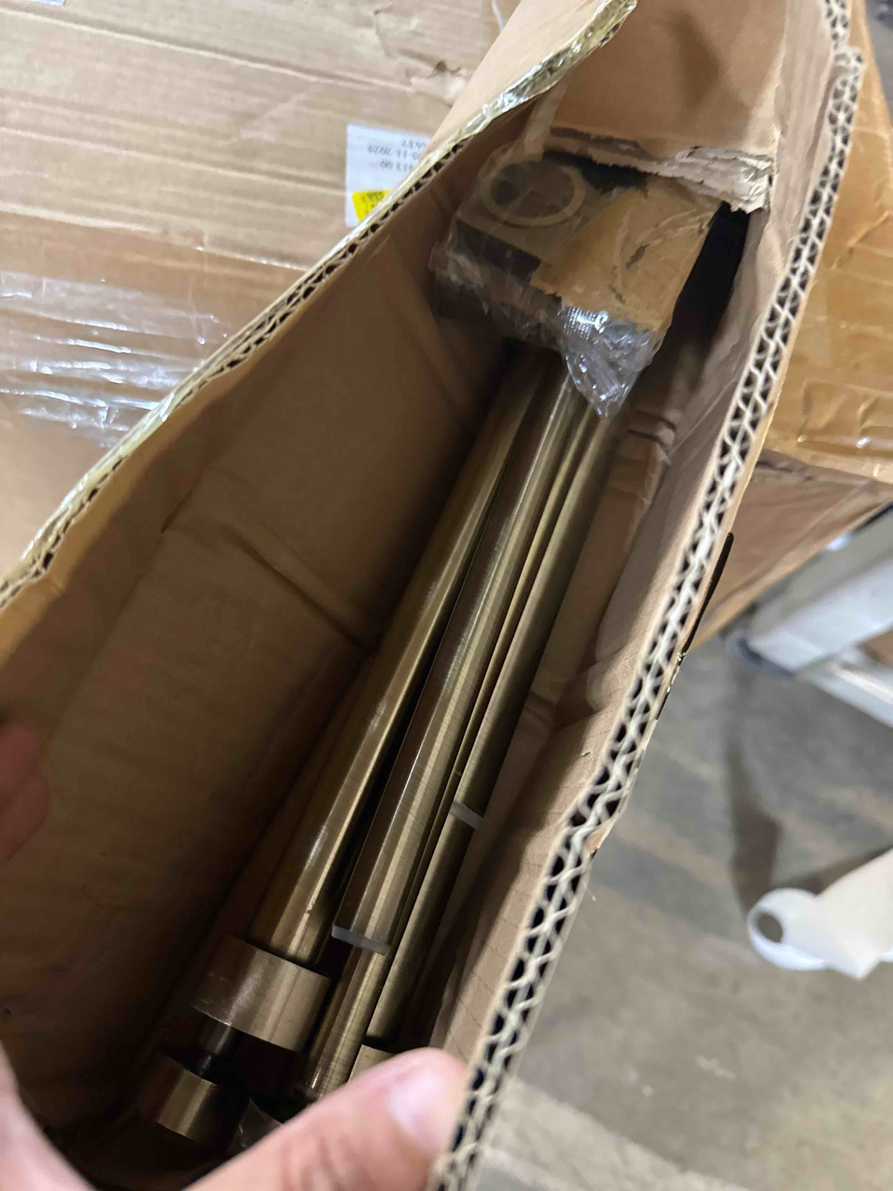 https://s3.amazonaws.com/lotting-images-prod/phillipi/GRA0365073_1754329156190.jpeg