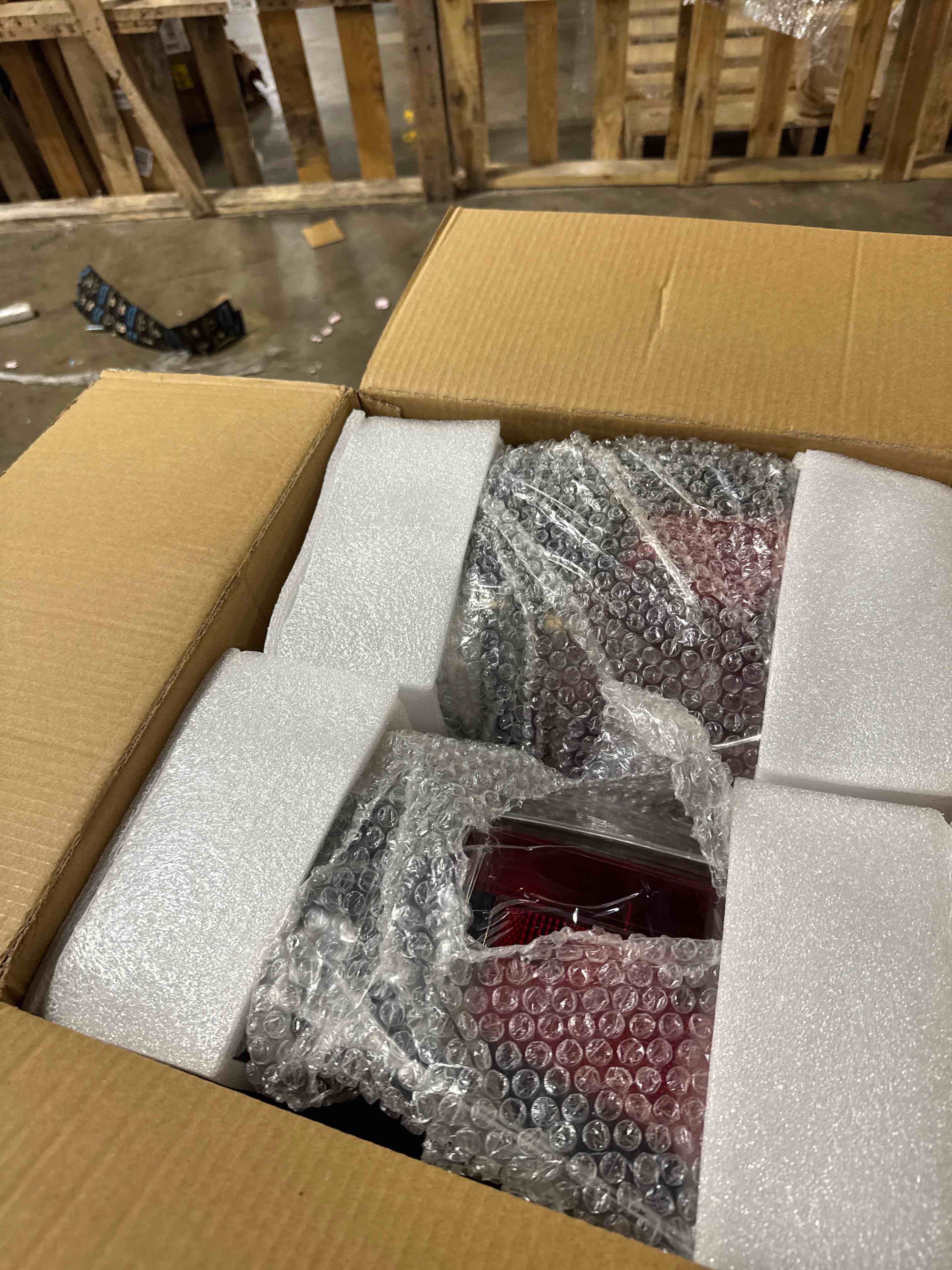 https://s3.amazonaws.com/lotting-images-prod/phillipi/GRA0365131_1754319301341.jpeg