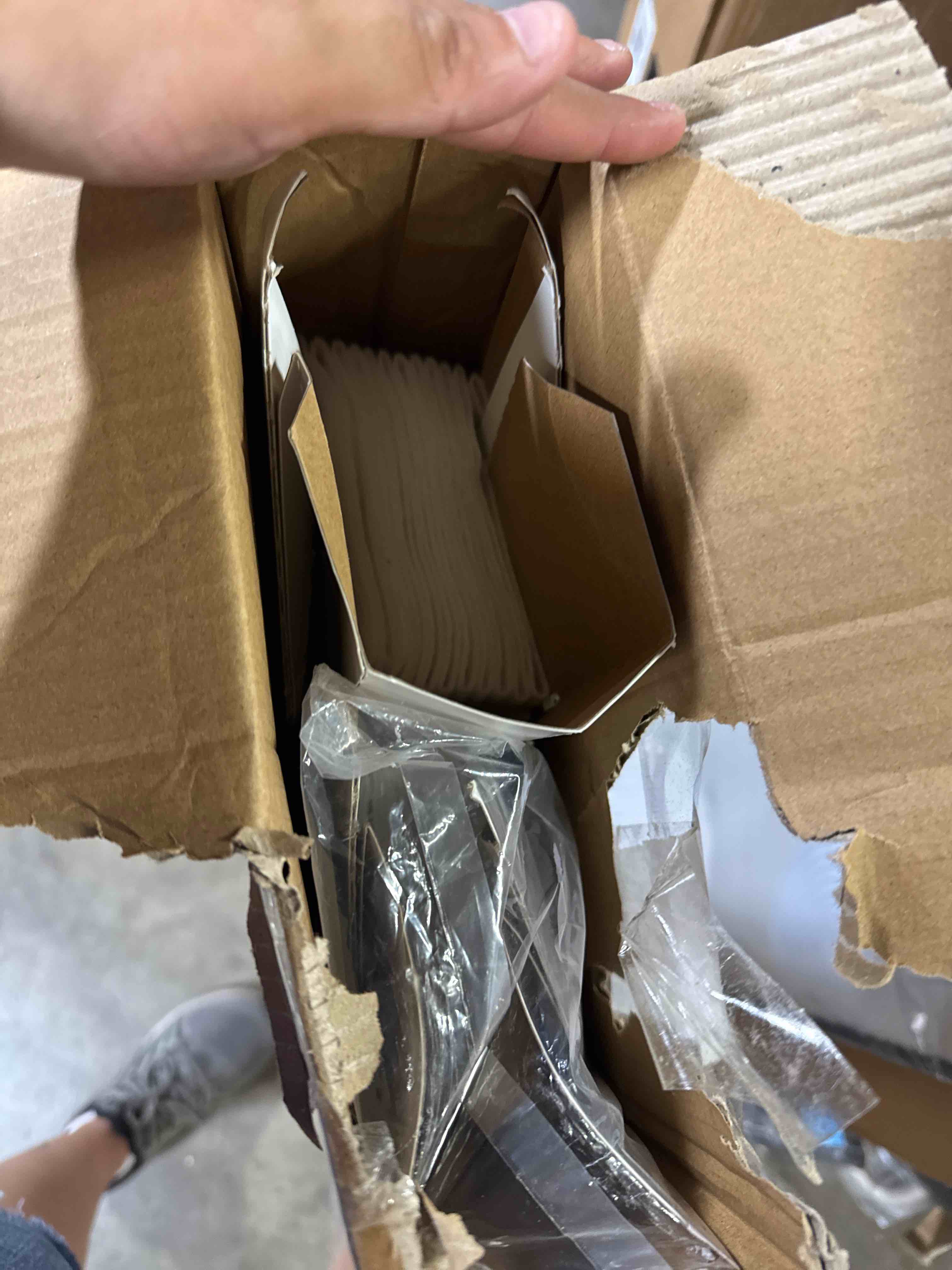 https://s3.amazonaws.com/lotting-images-prod/phillipi/GRA0365192_1753882871285.jpeg
