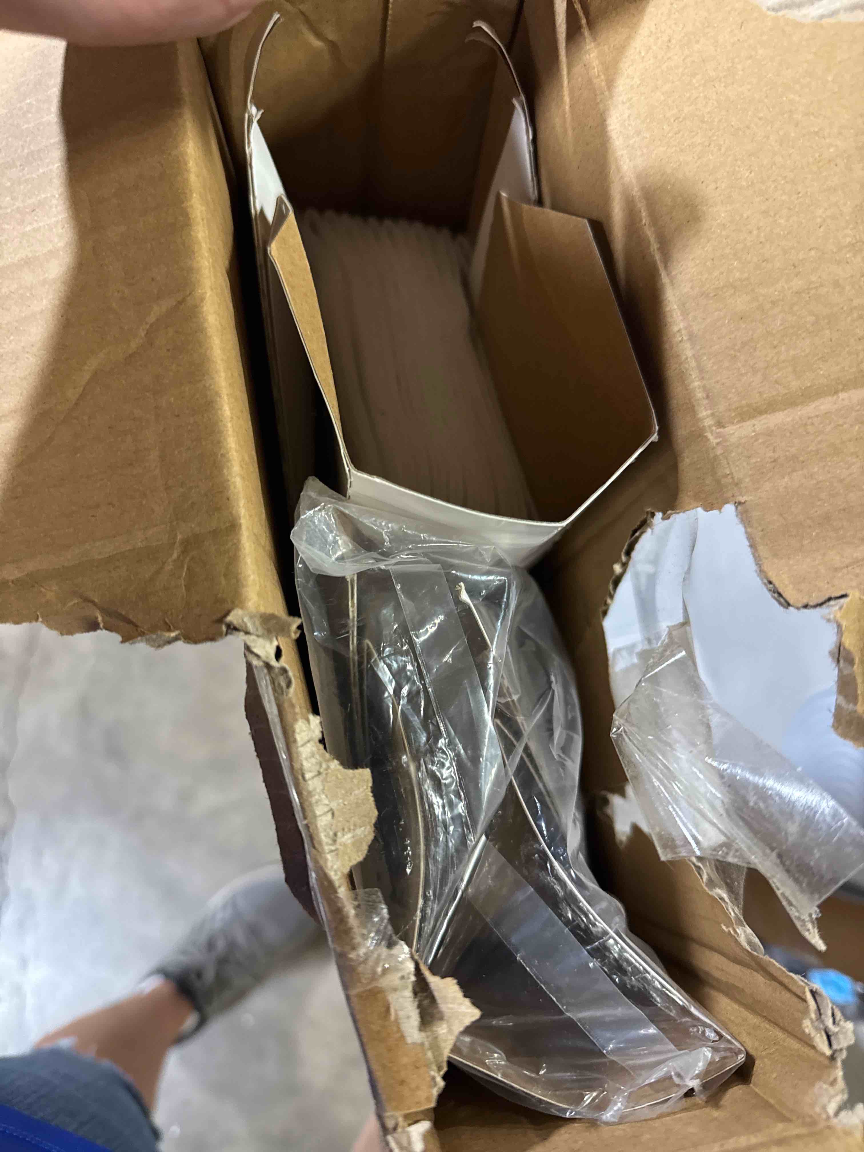 https://s3.amazonaws.com/lotting-images-prod/phillipi/GRA0365192_1753882872212.jpeg
