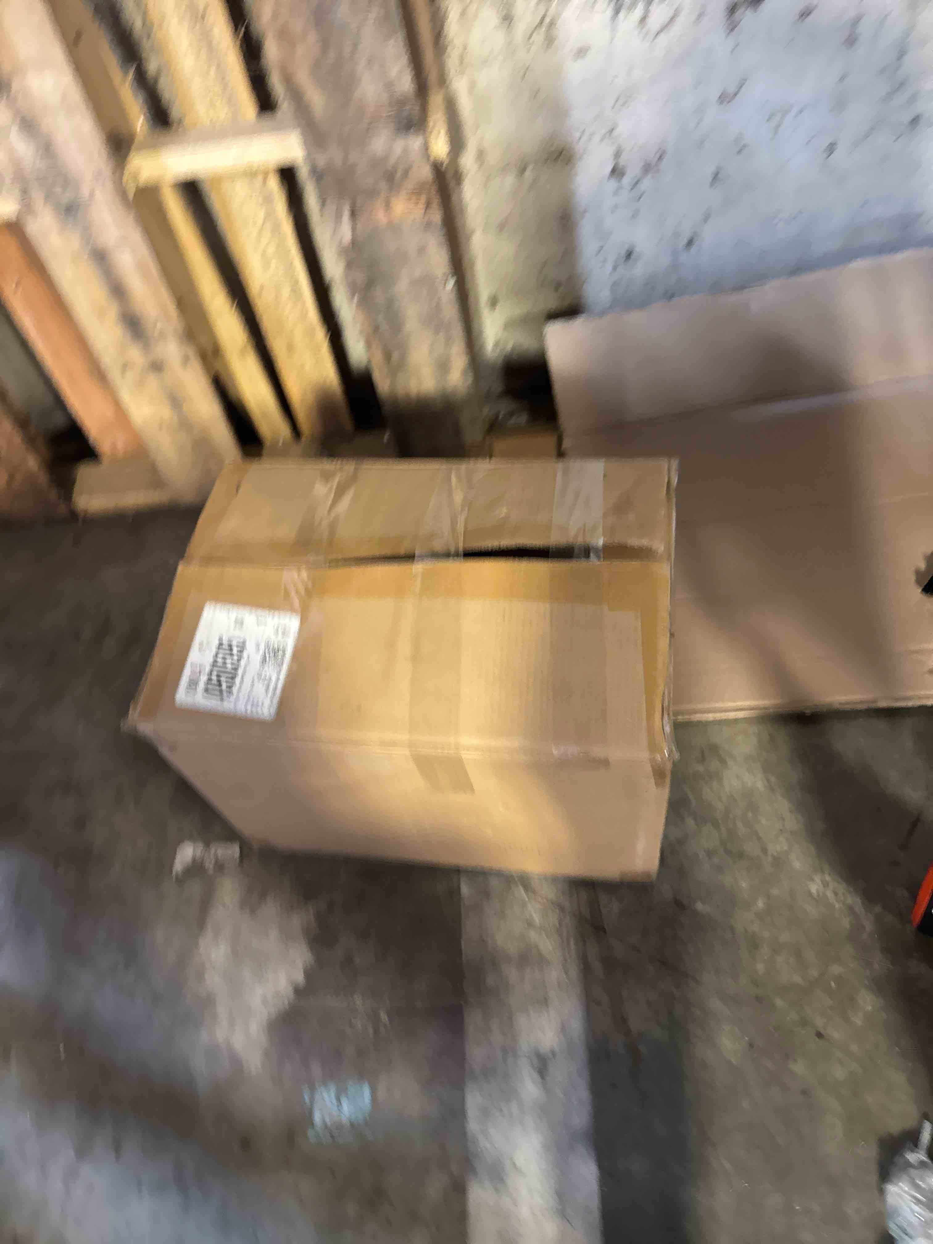 https://s3.amazonaws.com/lotting-images-prod/phillipi/GRA0365209_1753733172855.jpeg