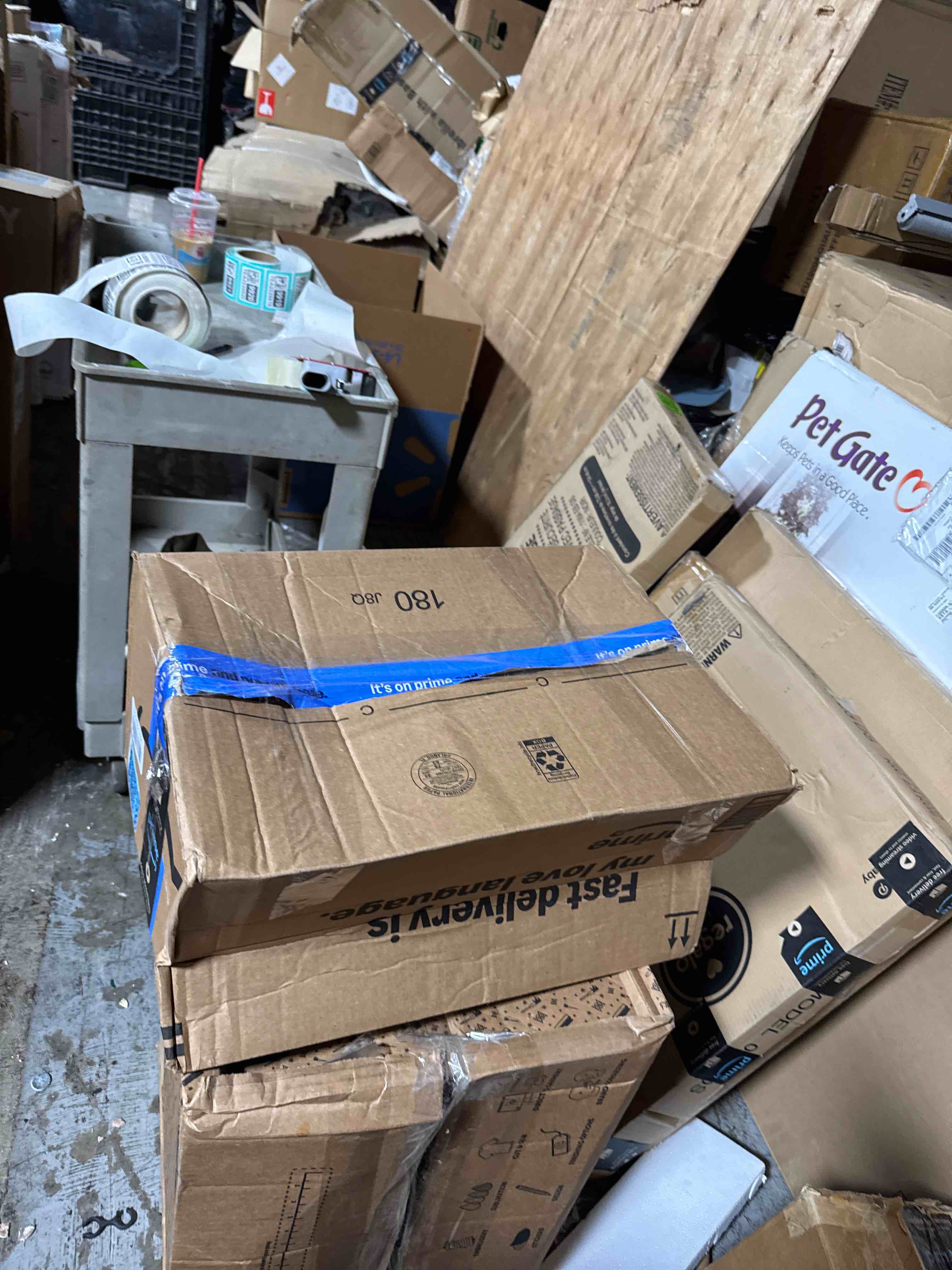 https://s3.amazonaws.com/lotting-images-prod/phillipi/GRA0365319_1752771870716.jpeg