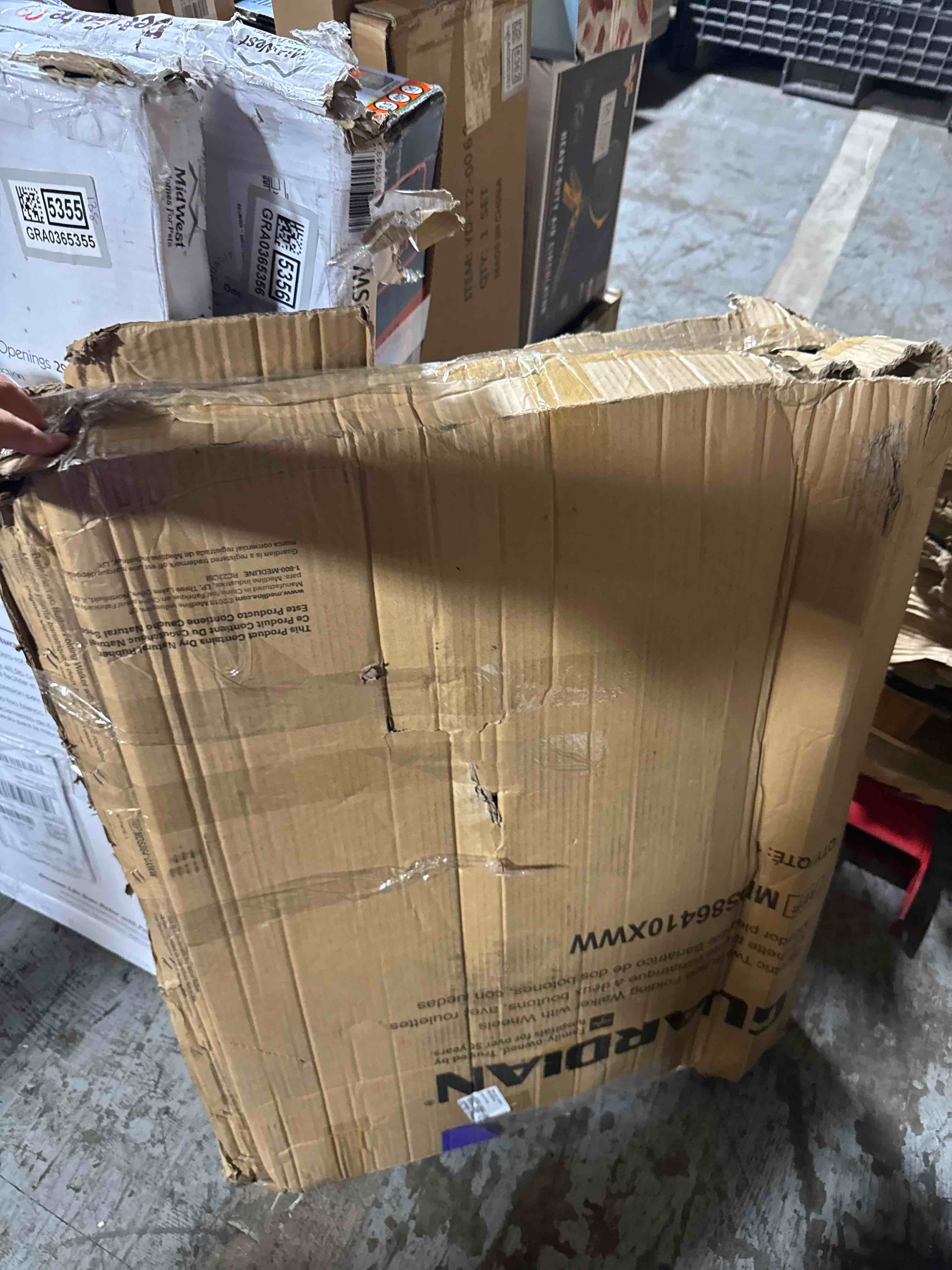 https://s3.amazonaws.com/lotting-images-prod/phillipi/GRA0365354_1752765547881.jpeg