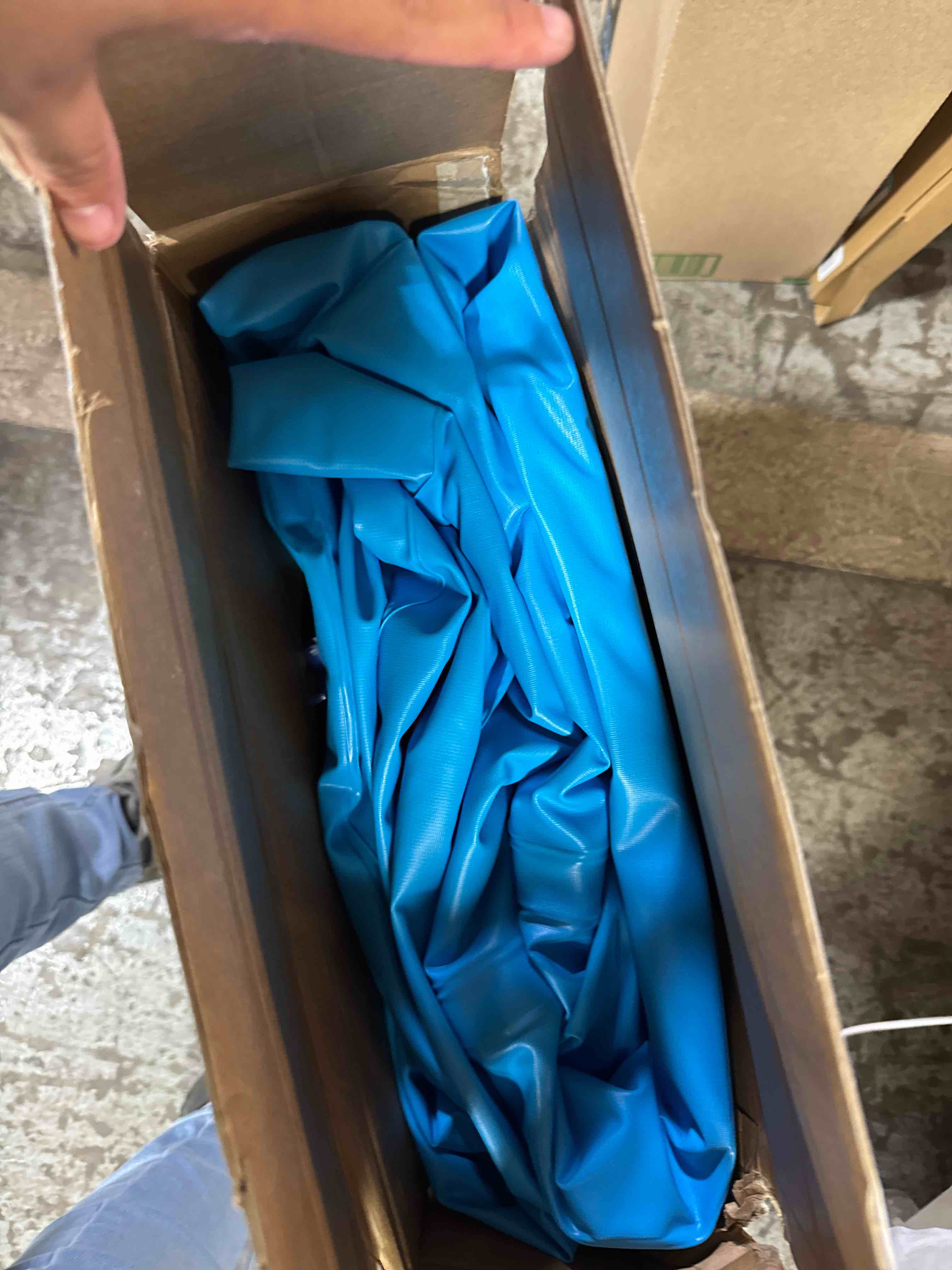 https://s3.amazonaws.com/lotting-images-prod/phillipi/GRA0365377_1752614760006.jpeg