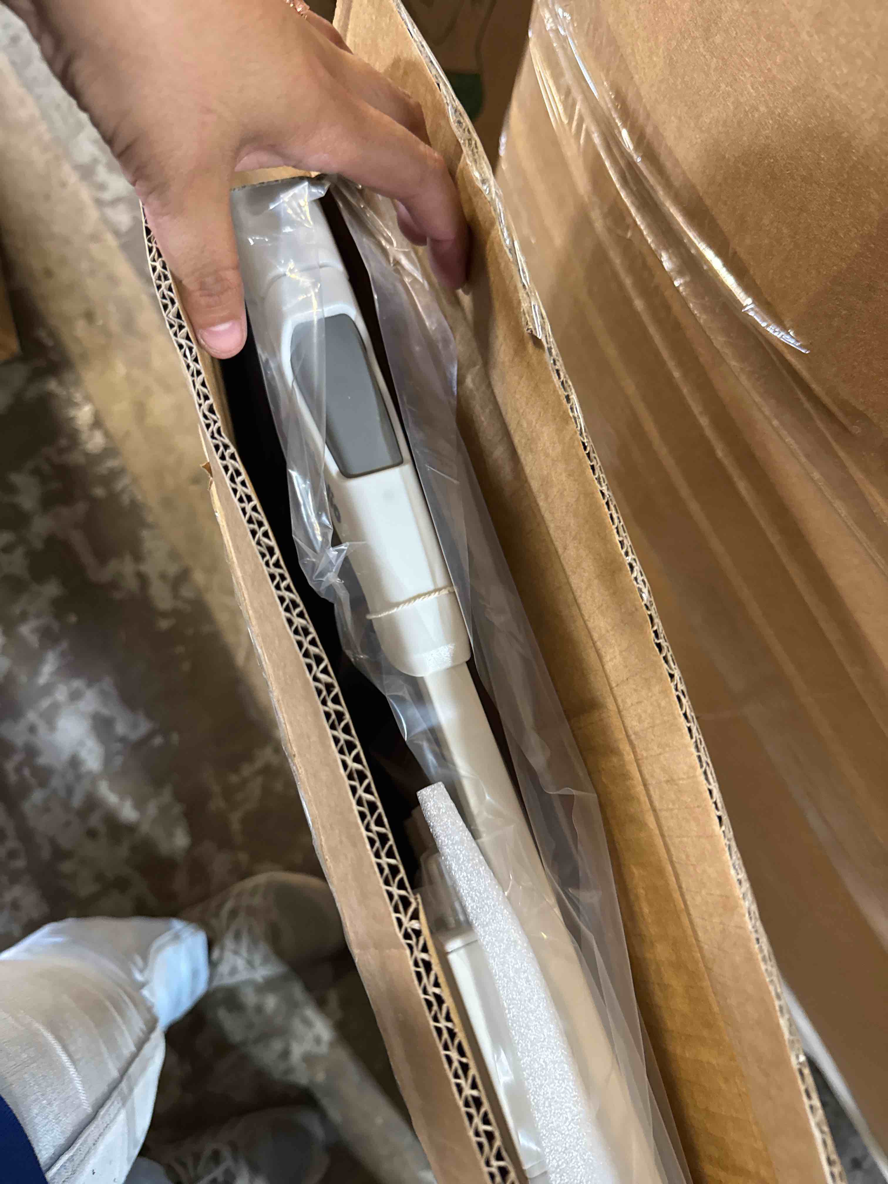 https://s3.amazonaws.com/lotting-images-prod/phillipi/GRA0365418_1752609304184.jpeg