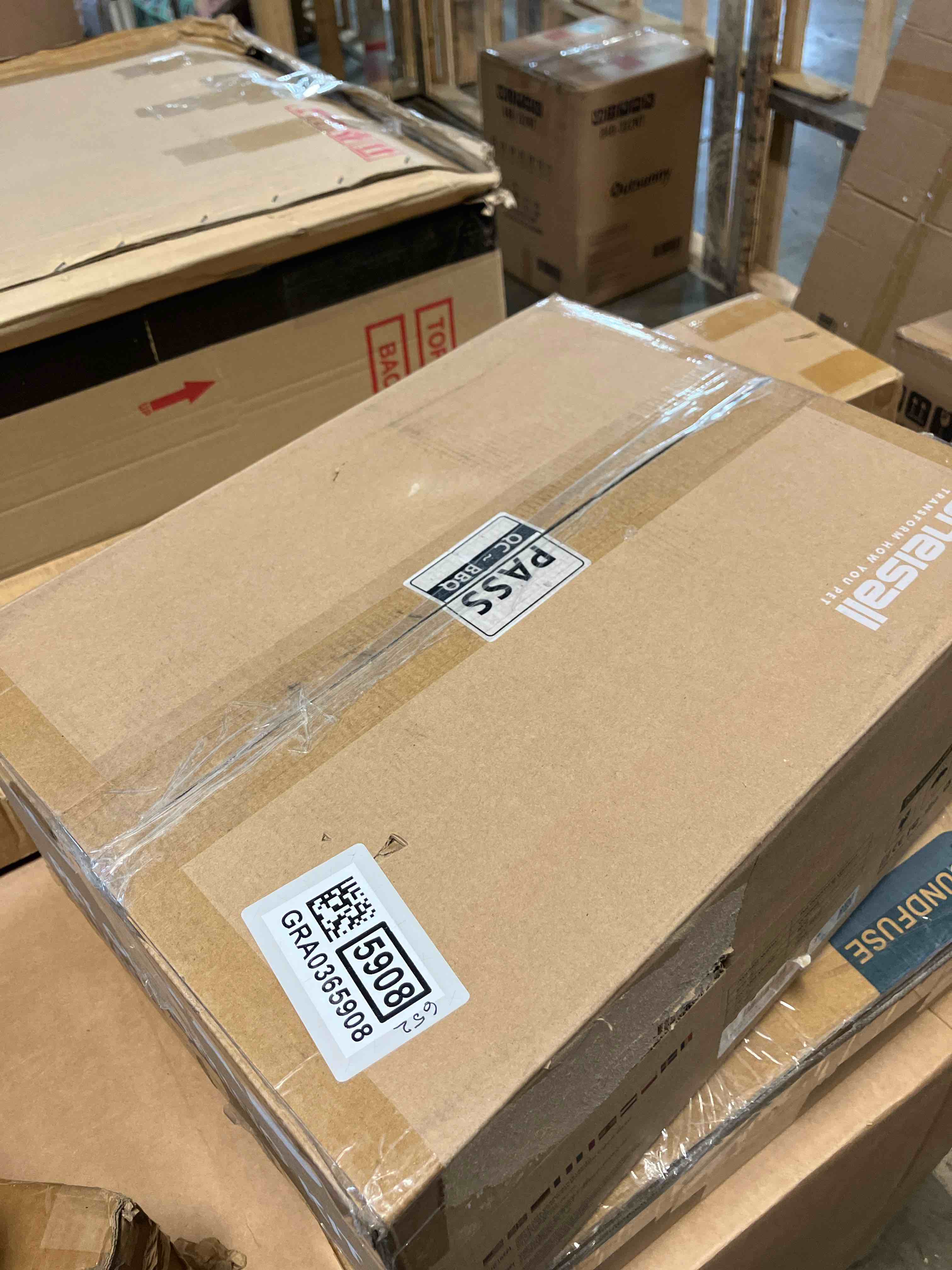 https://s3.amazonaws.com/lotting-images-prod/phillipi/GRA0365908_1745945356810.jpeg