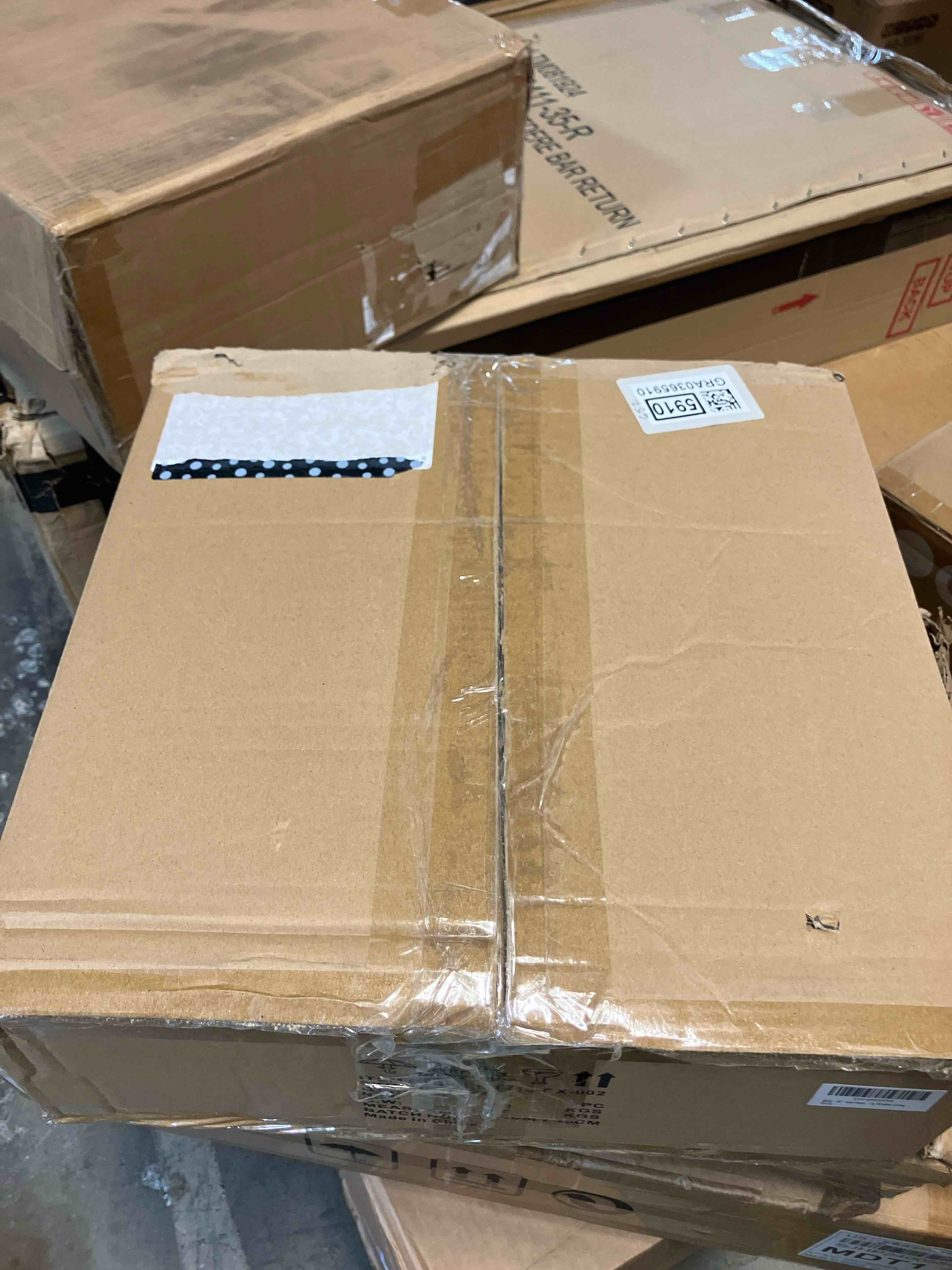 https://s3.amazonaws.com/lotting-images-prod/phillipi/GRA0365910_1745945193867.jpeg