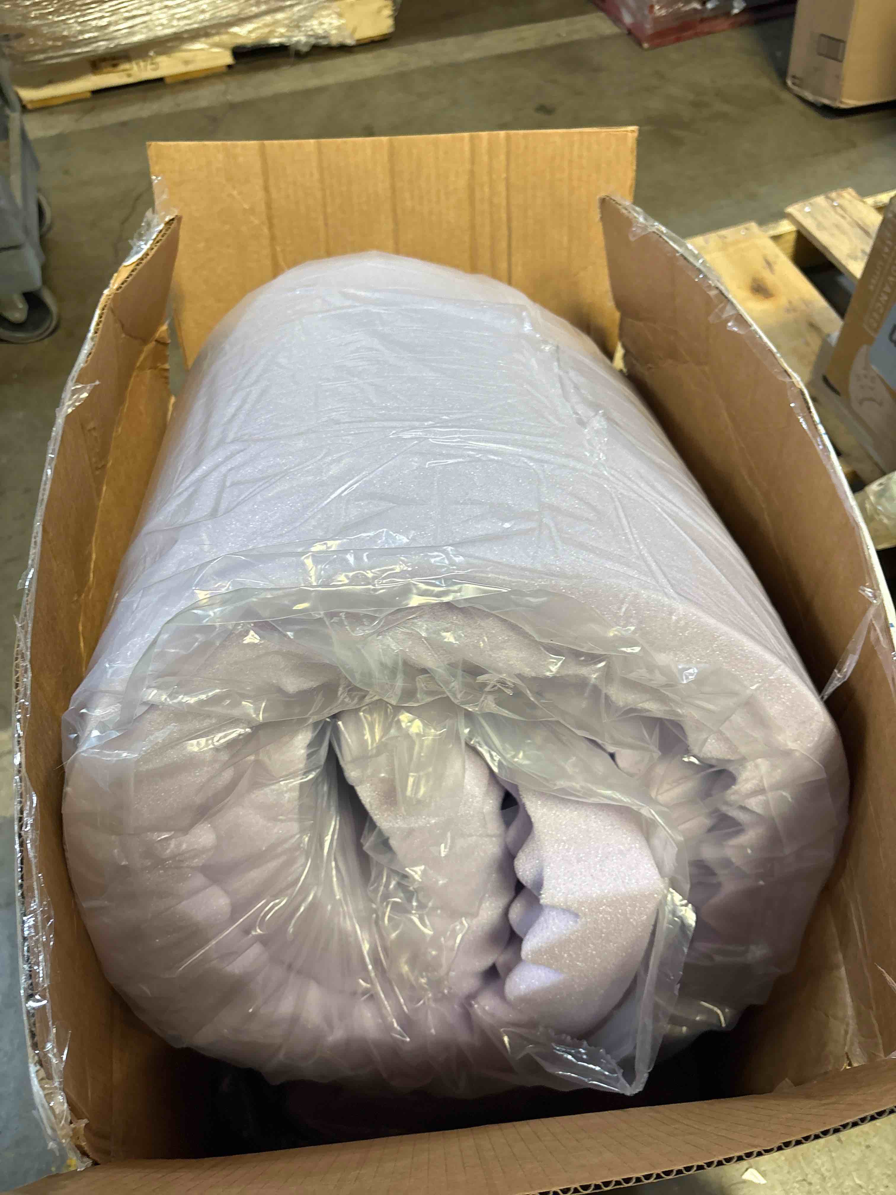 https://s3.amazonaws.com/lotting-images-prod/phillipi/GRA0370286_1760708941300.jpeg
