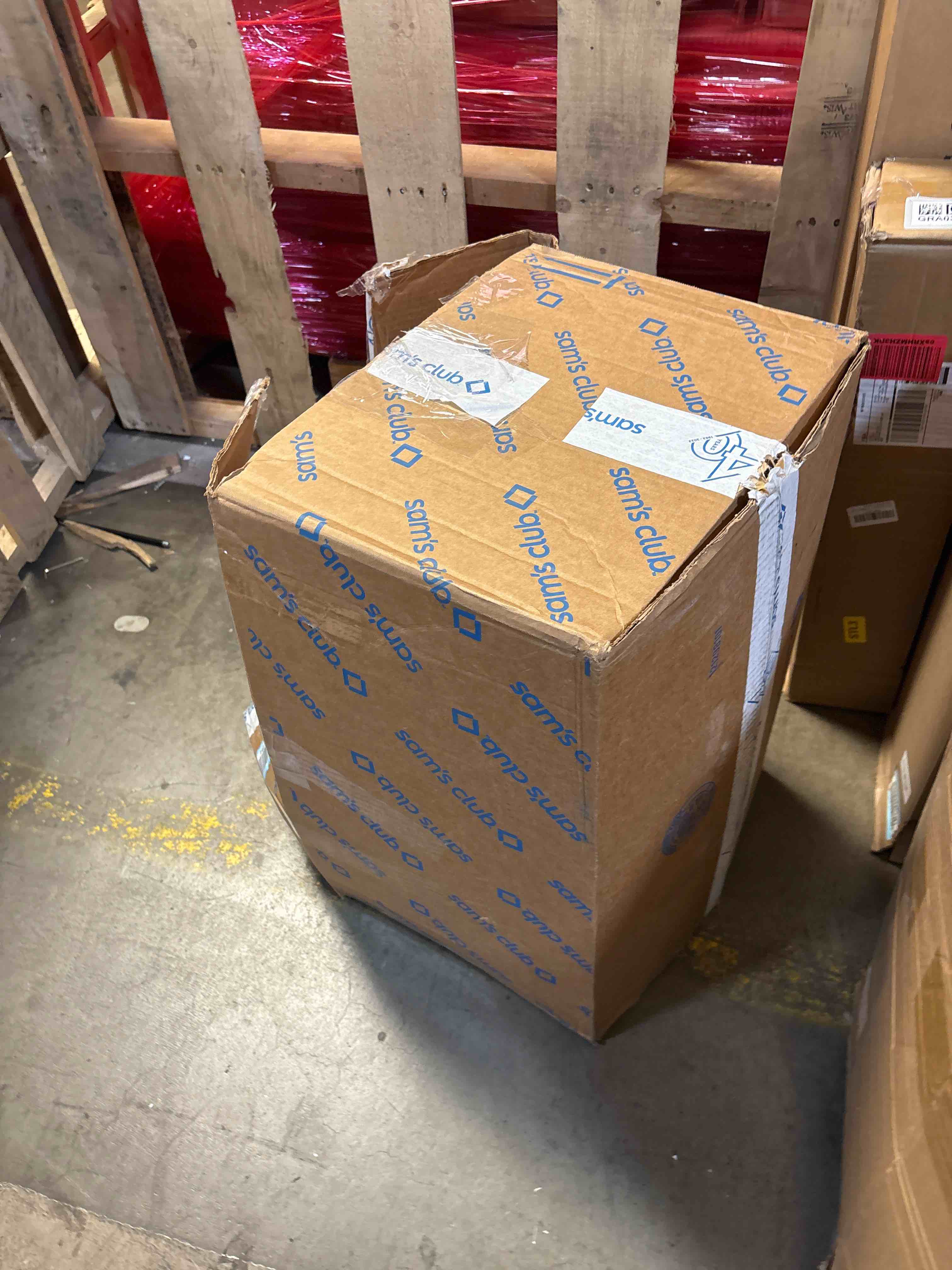 https://s3.amazonaws.com/lotting-images-prod/phillipi/GRA0370286_1760709001334.jpeg