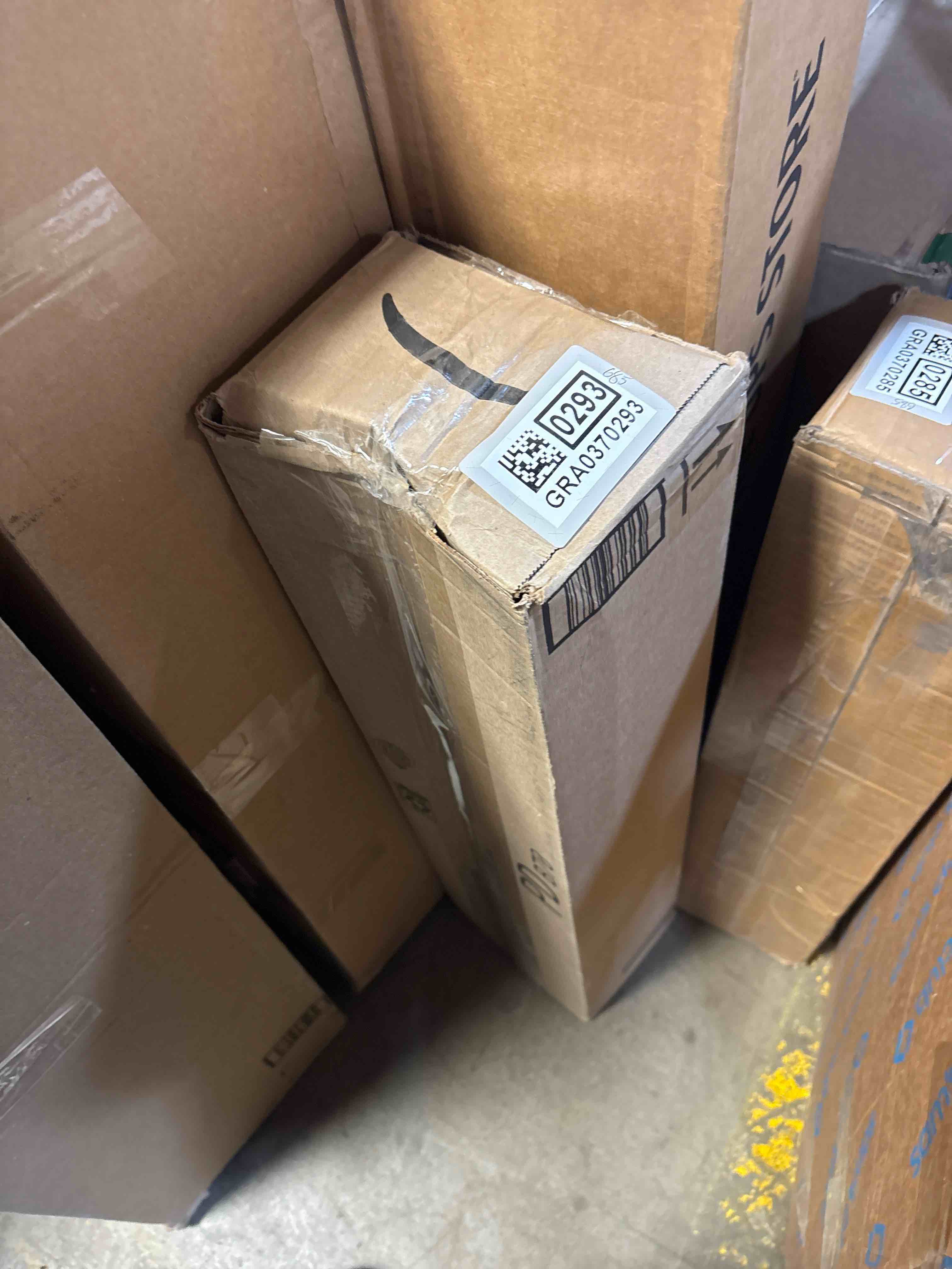 https://s3.amazonaws.com/lotting-images-prod/phillipi/GRA0370293_1760711738698.jpeg