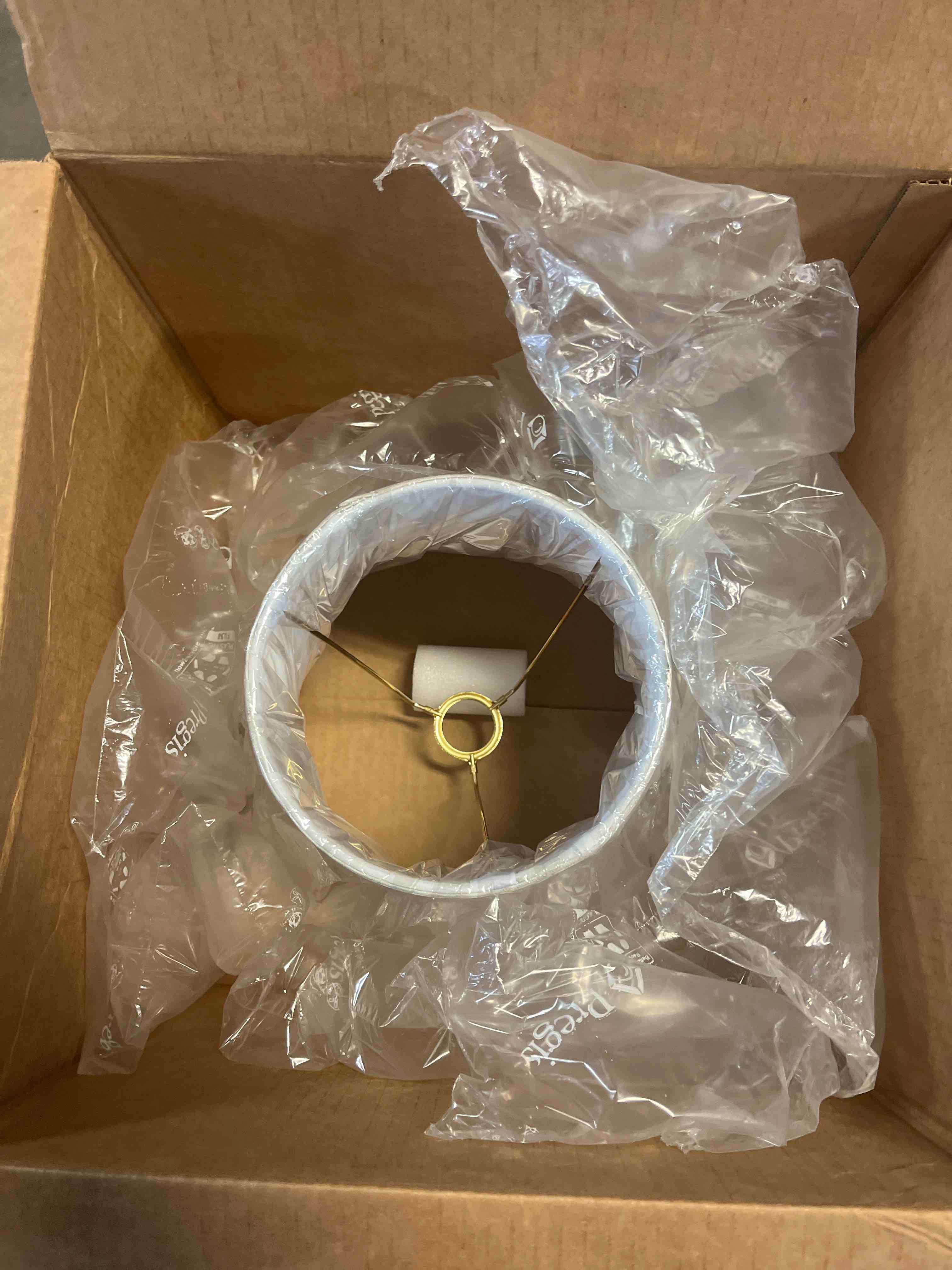 https://s3.amazonaws.com/lotting-images-prod/phillipi/GRA0370431_1760460745513.jpeg