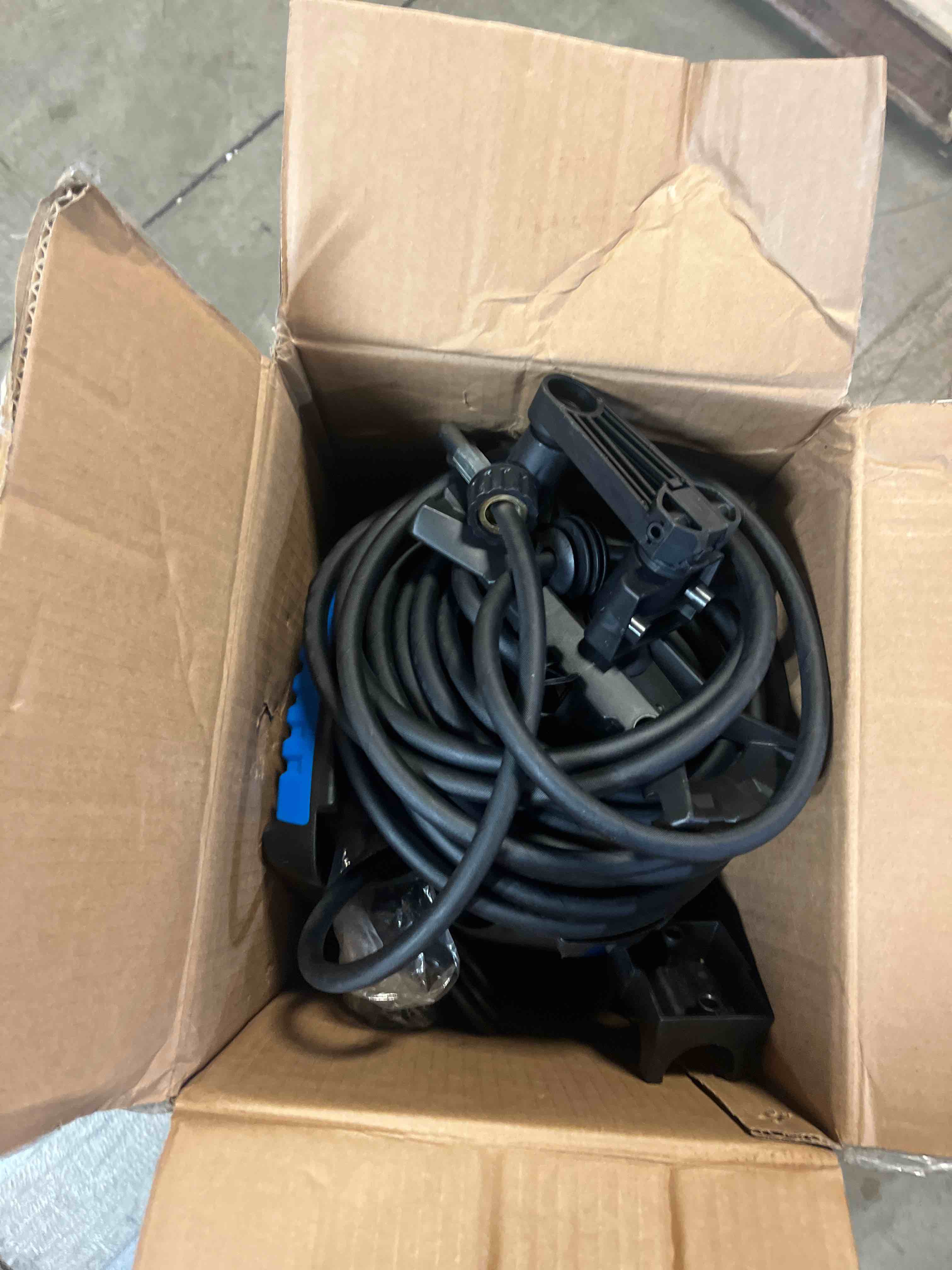 https://s3.amazonaws.com/lotting-images-prod/phillipi/GRA0370440_1760461480125.jpeg