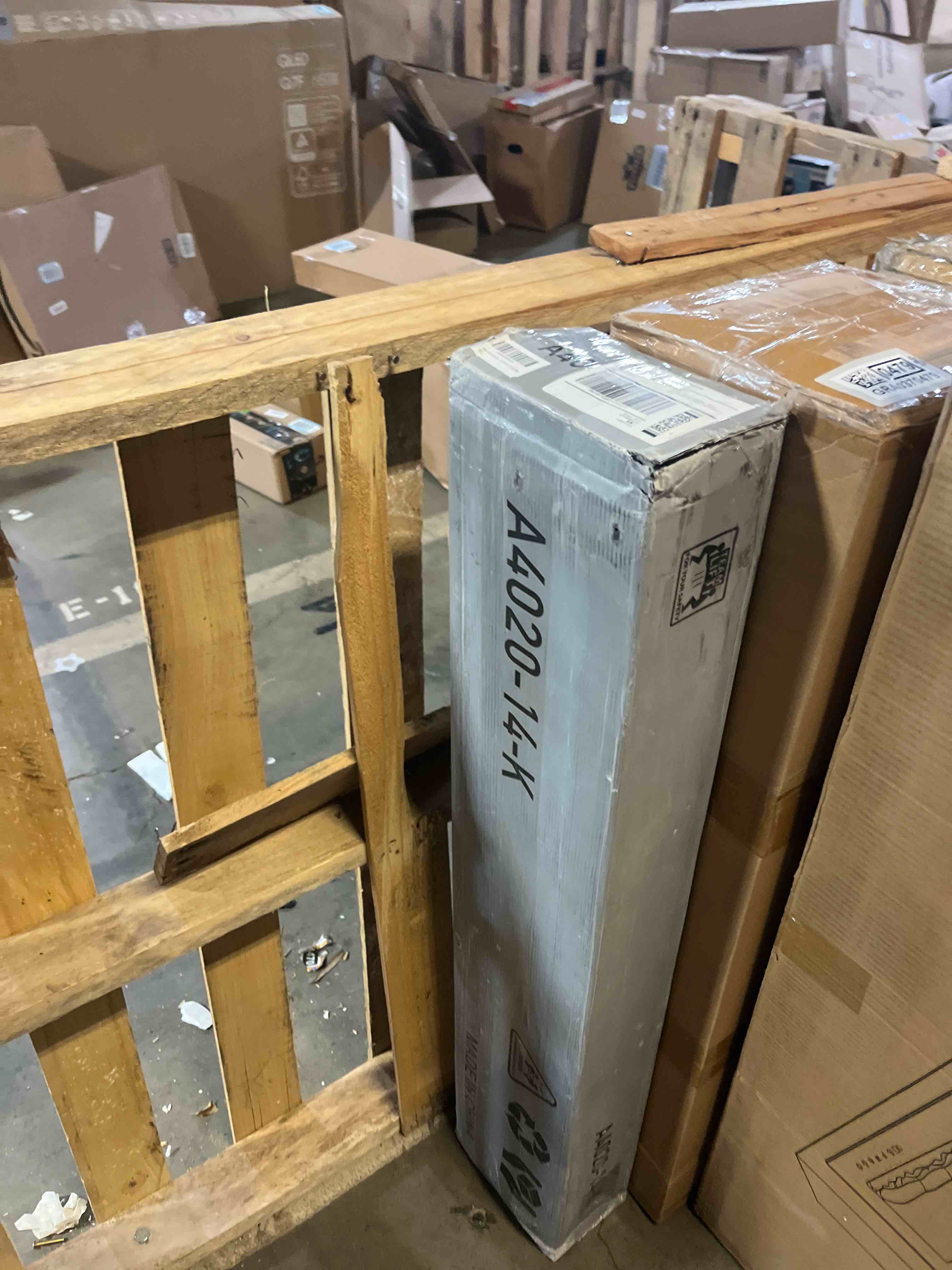 https://s3.amazonaws.com/lotting-images-prod/phillipi/GRA0370481_1760466030982.jpeg