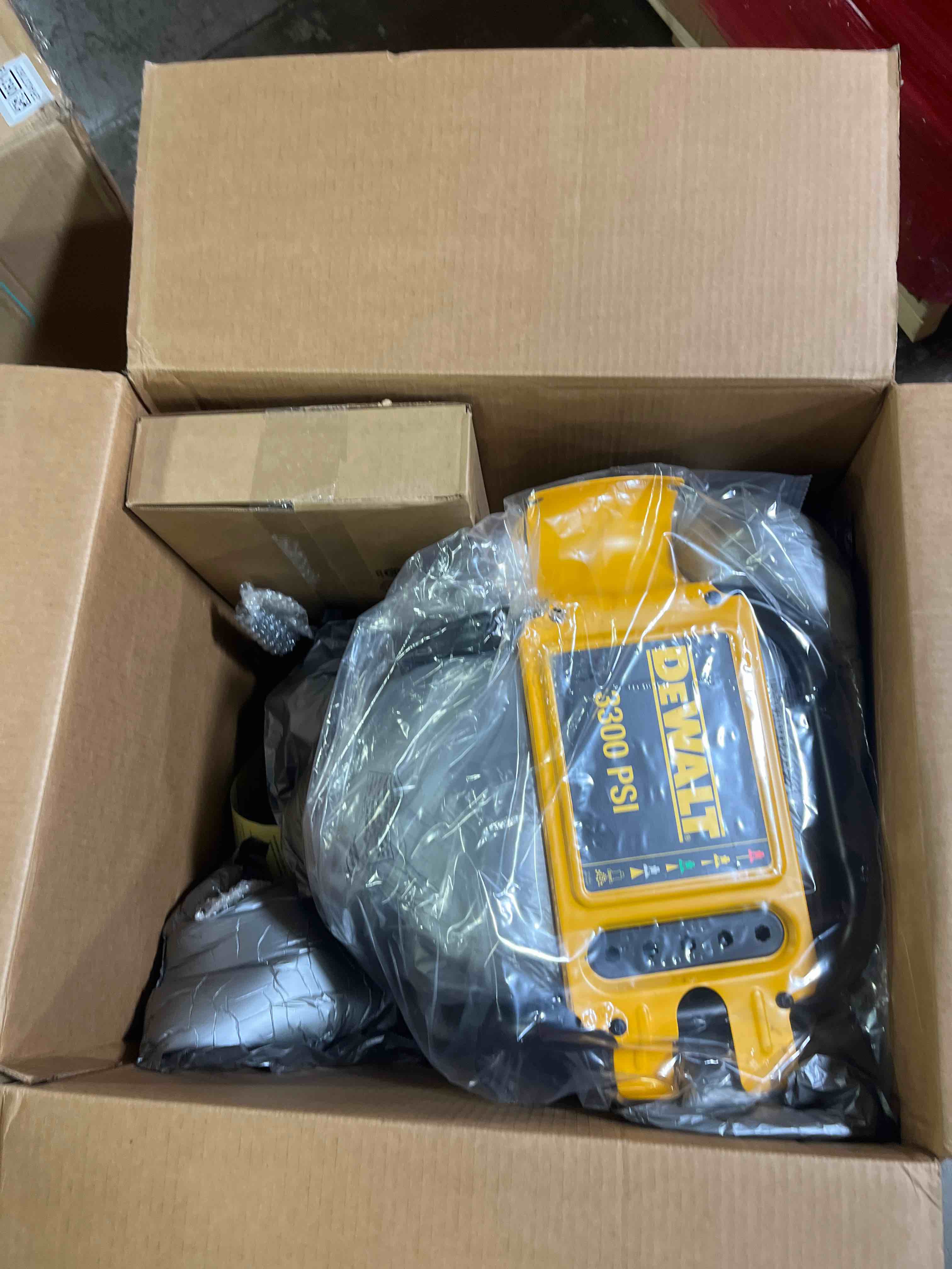 https://s3.amazonaws.com/lotting-images-prod/phillipi/GRA0370630_1759935090202.jpeg
