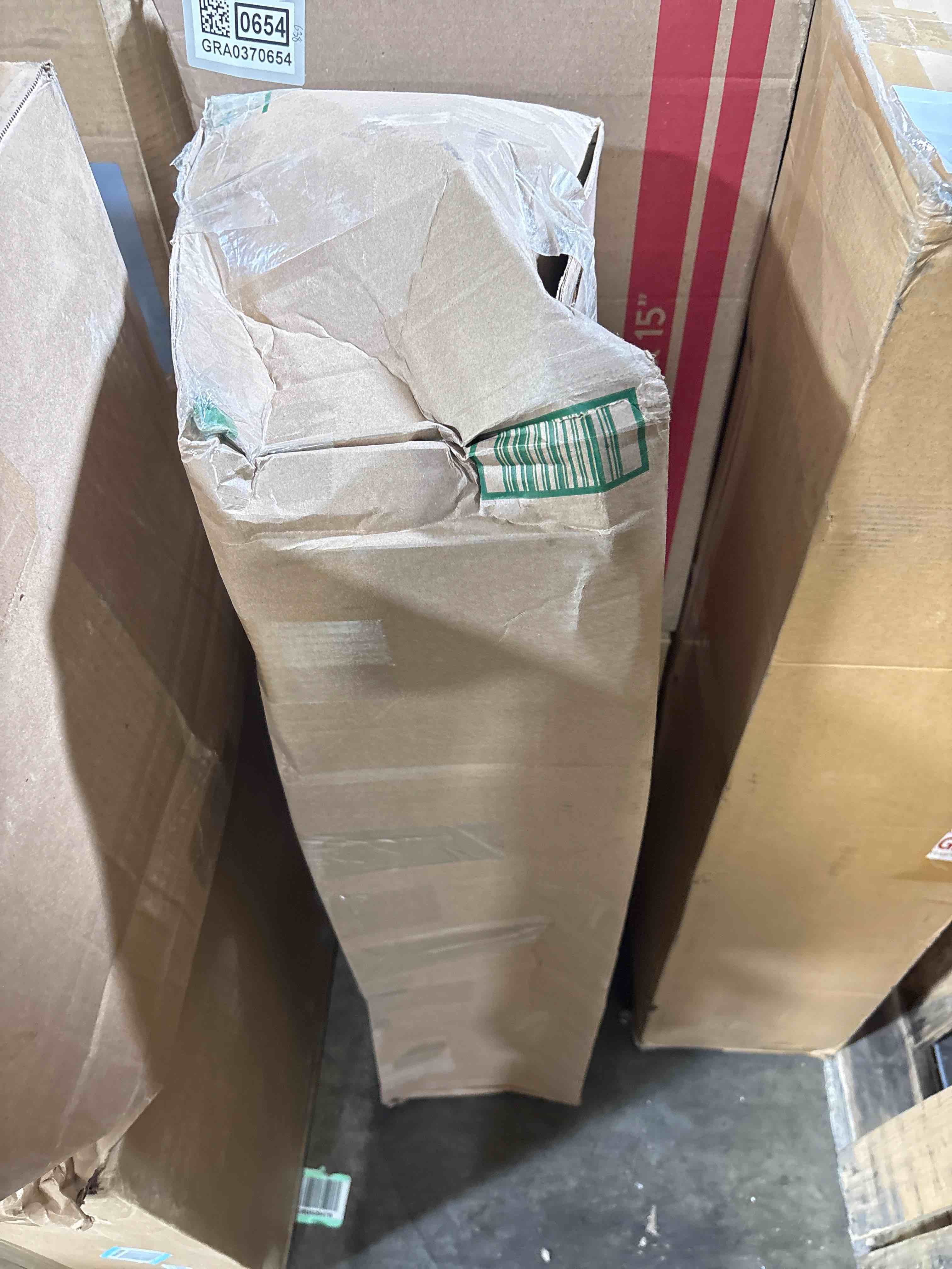 https://s3.amazonaws.com/lotting-images-prod/phillipi/GRA0370658_1759940118417.jpeg