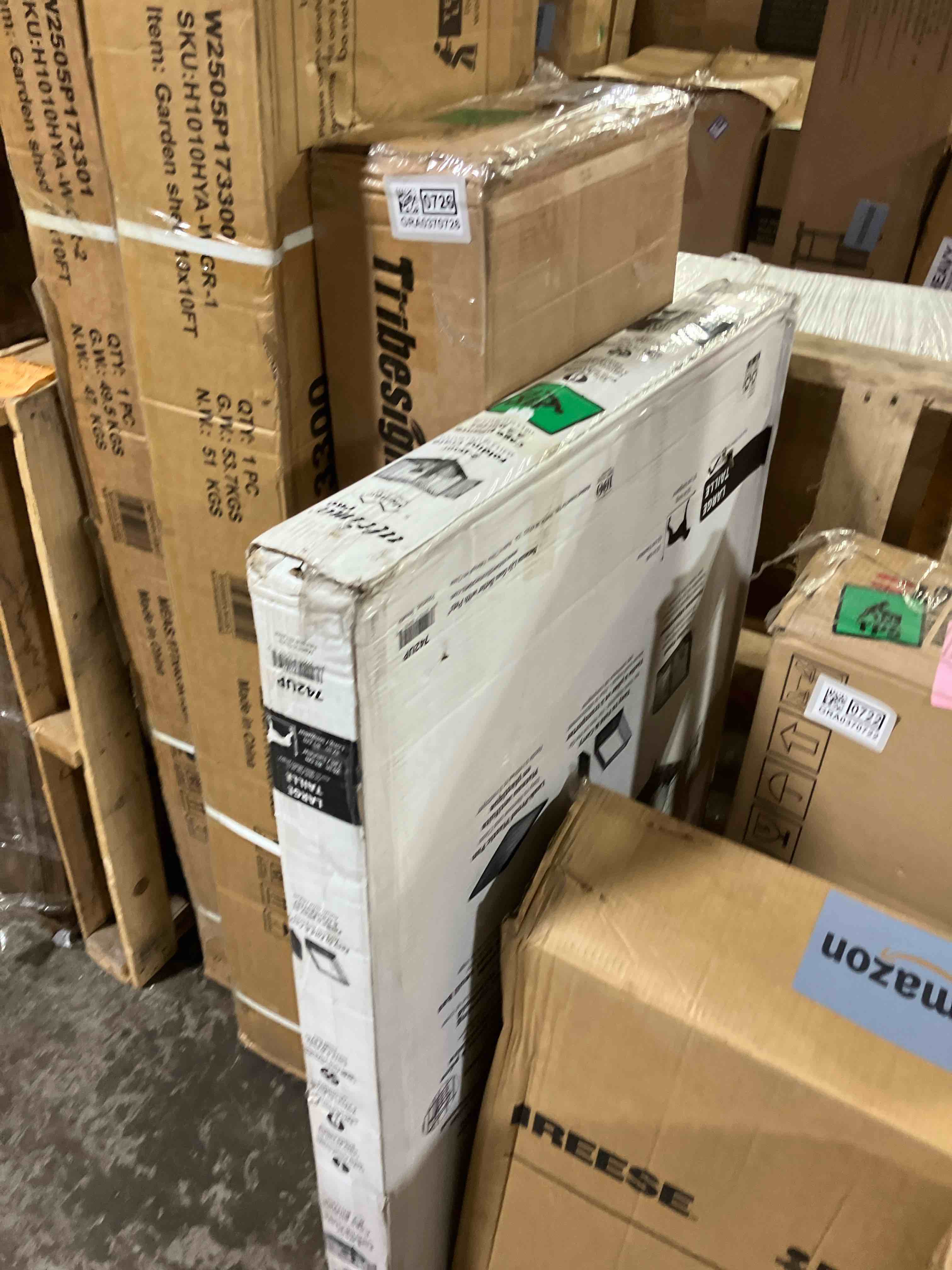 https://s3.amazonaws.com/lotting-images-prod/phillipi/GRA0370721_1759944696127.jpeg