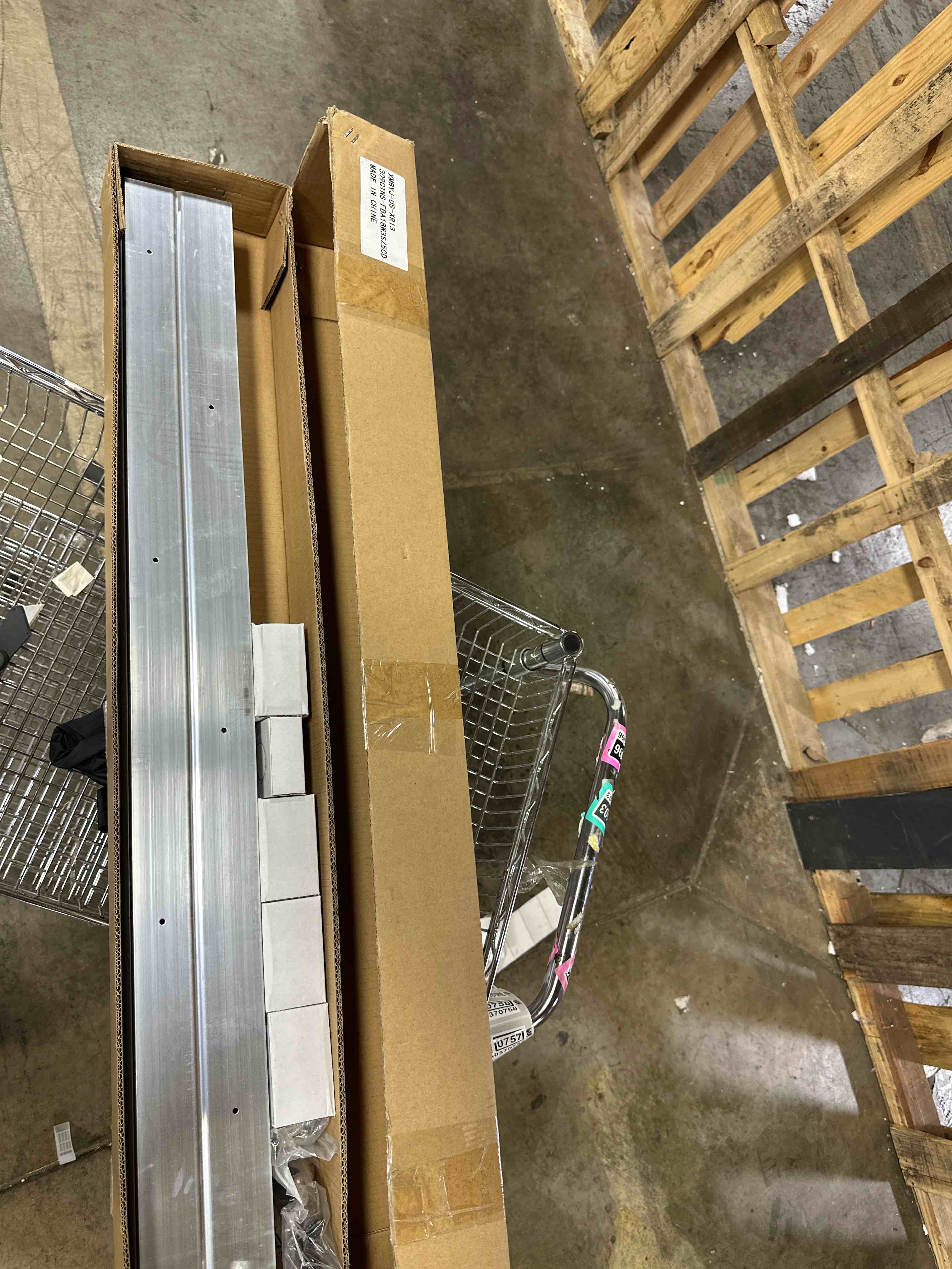 https://s3.amazonaws.com/lotting-images-prod/phillipi/GRA0370755_1759768520856.jpeg