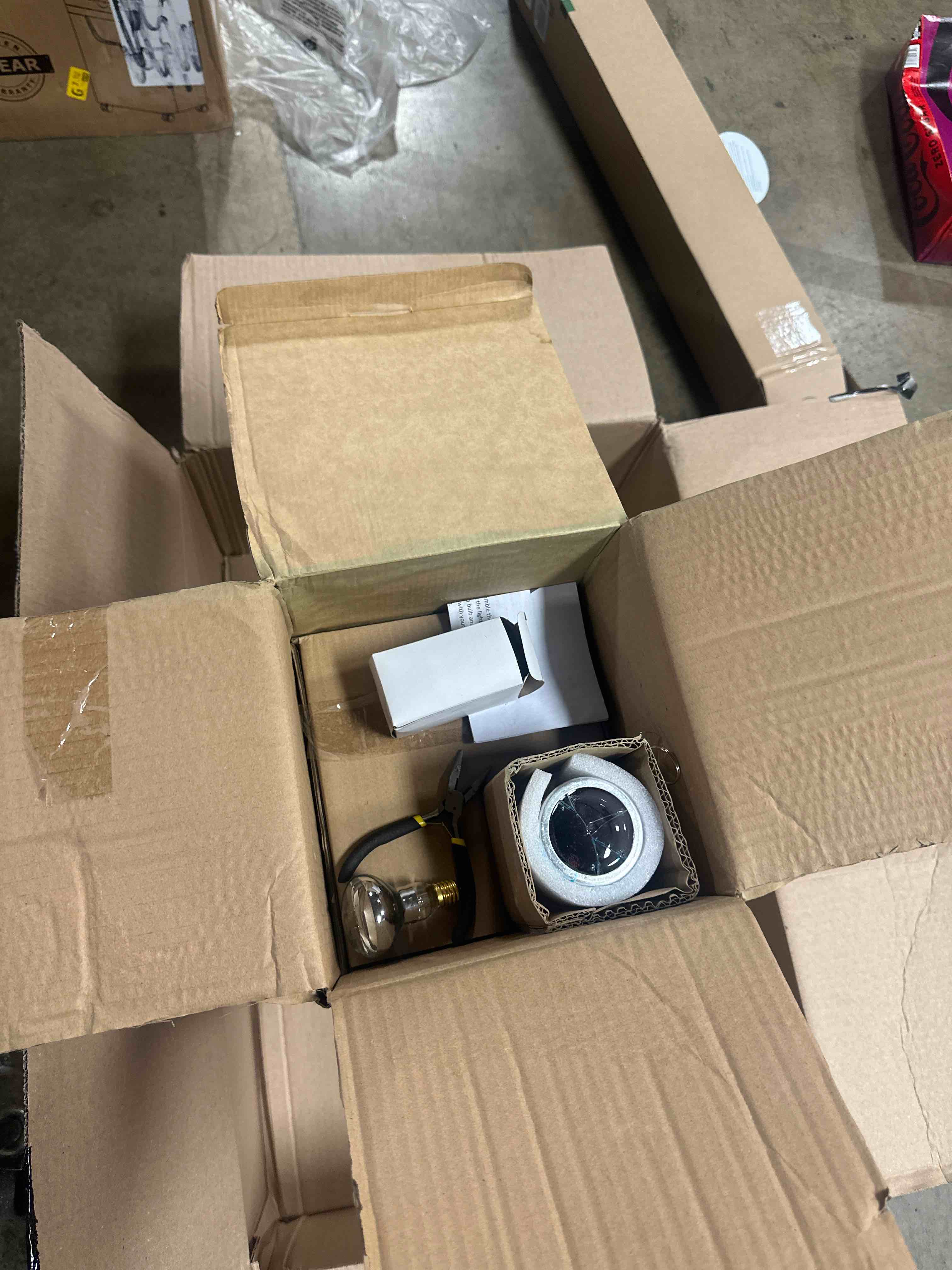 https://s3.amazonaws.com/lotting-images-prod/phillipi/GRA0370788_1759776873986.jpeg