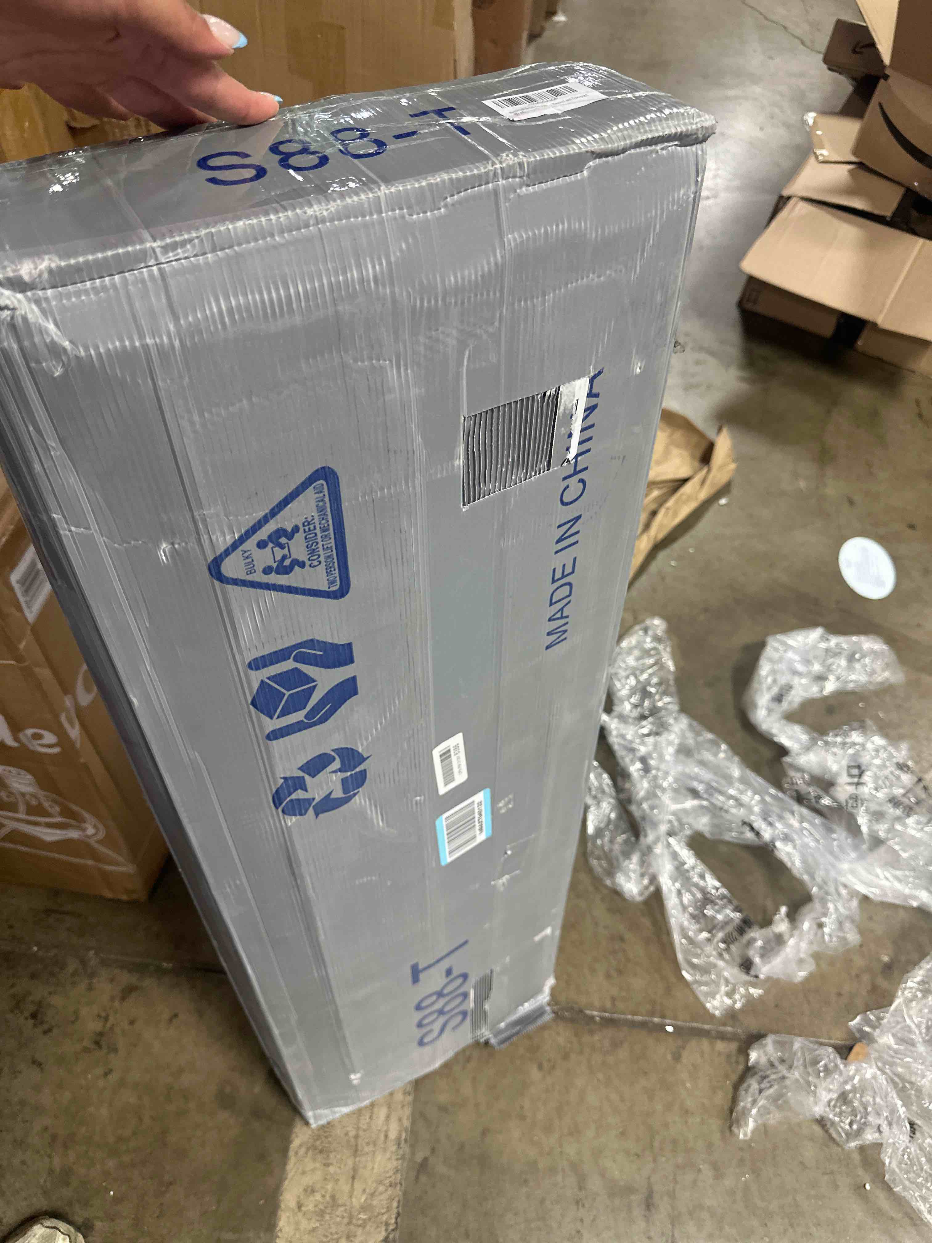 https://s3.amazonaws.com/lotting-images-prod/phillipi/GRA0370799_1759779751272.jpeg