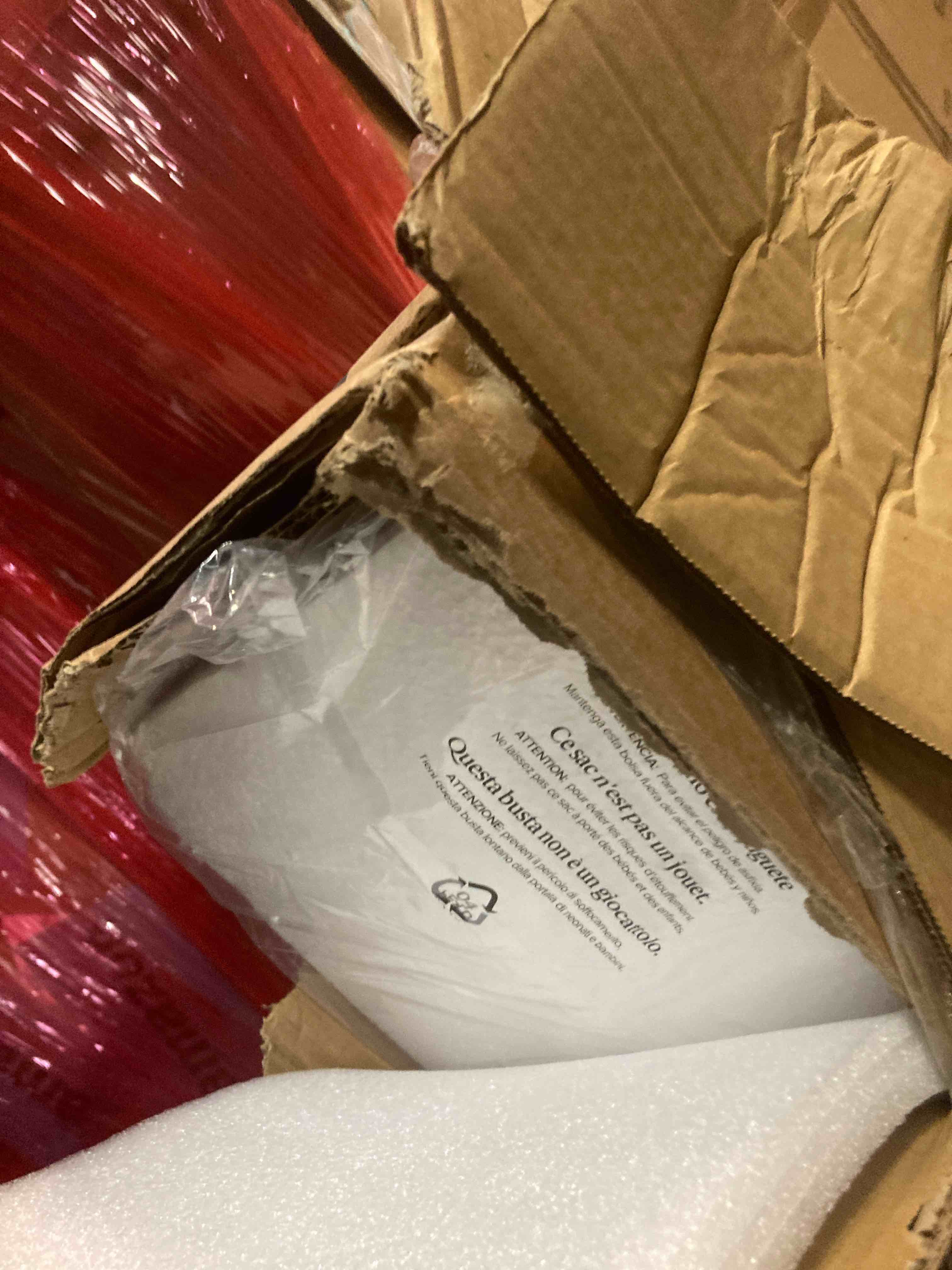 https://s3.amazonaws.com/lotting-images-prod/phillipi/GRA0370869_1759330421067.jpeg