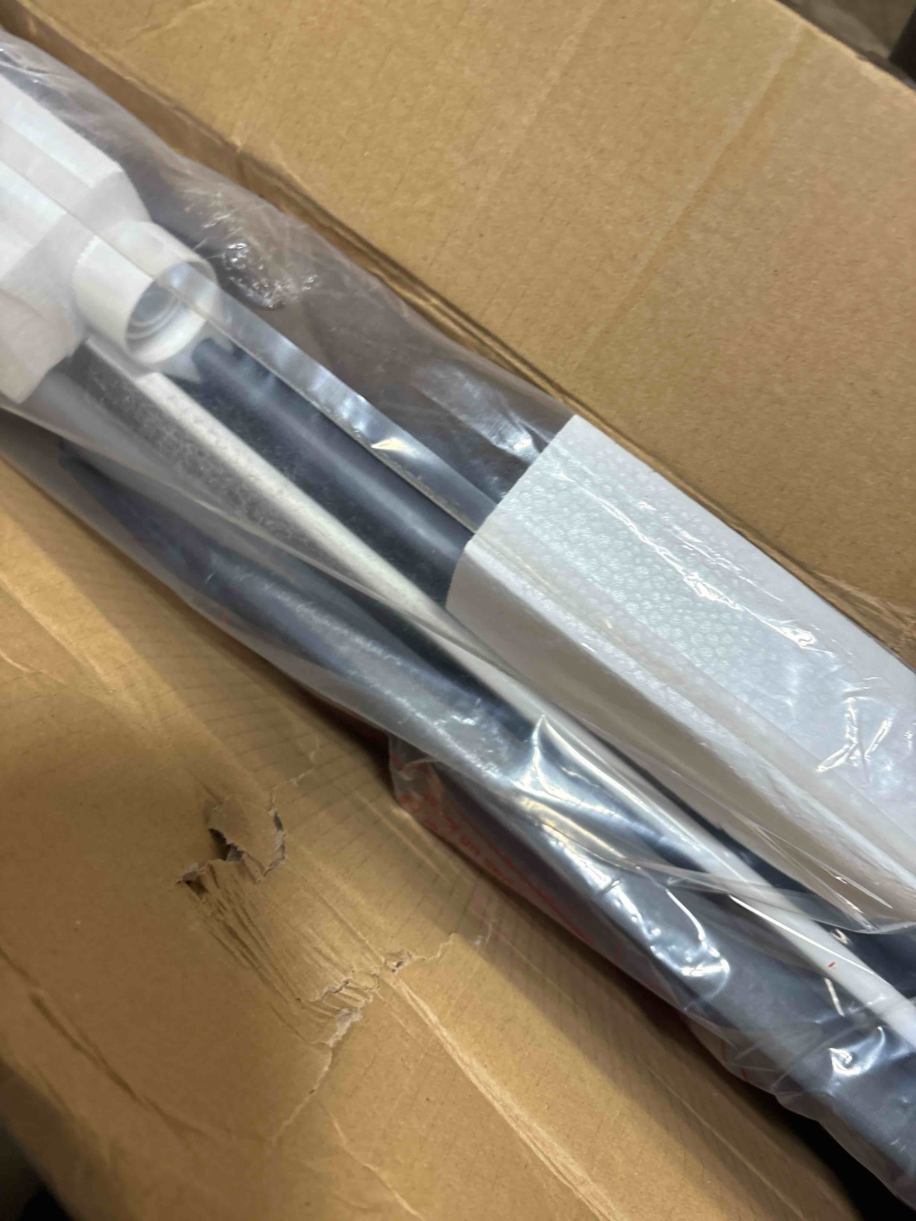 https://s3.amazonaws.com/lotting-images-prod/phillipi/GRA0370894_1759331496864.jpeg