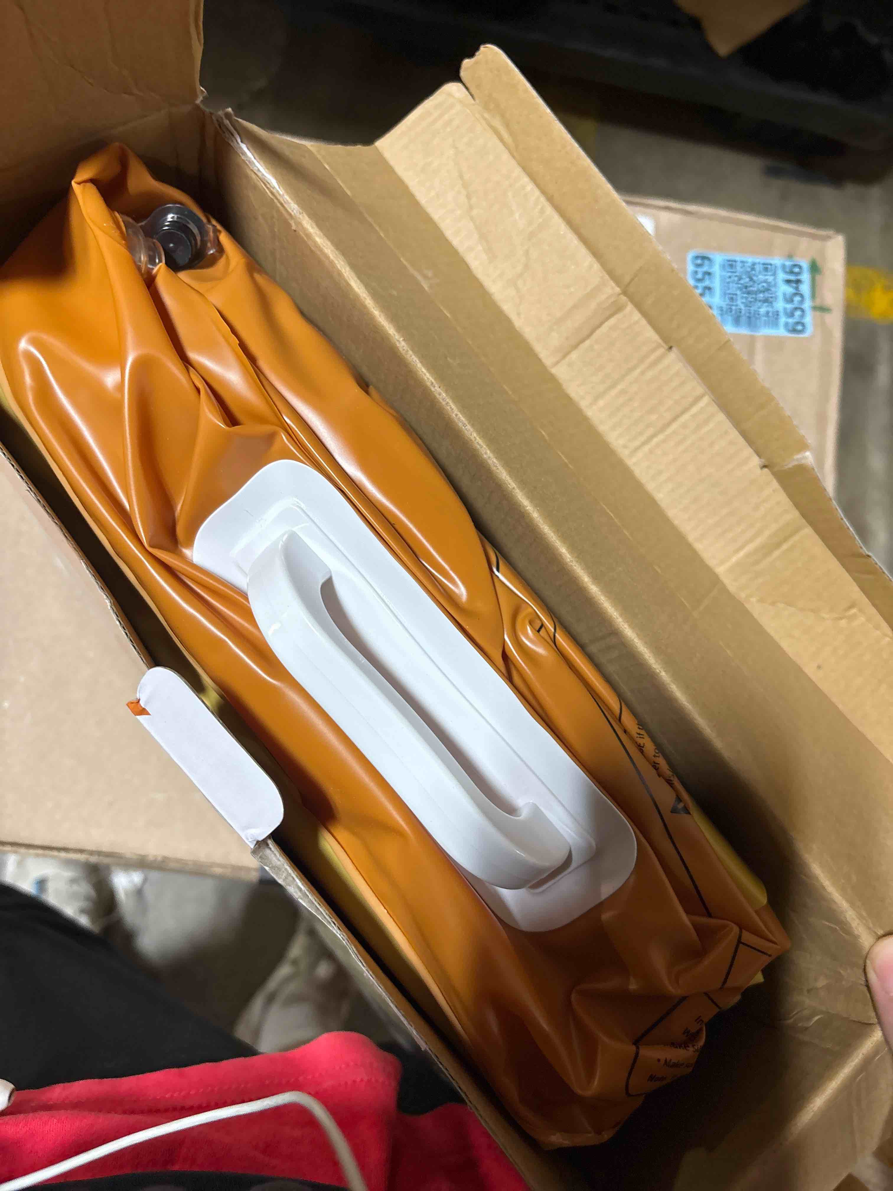 https://s3.amazonaws.com/lotting-images-prod/phillipi/GRA0370902_1759332546335.jpeg