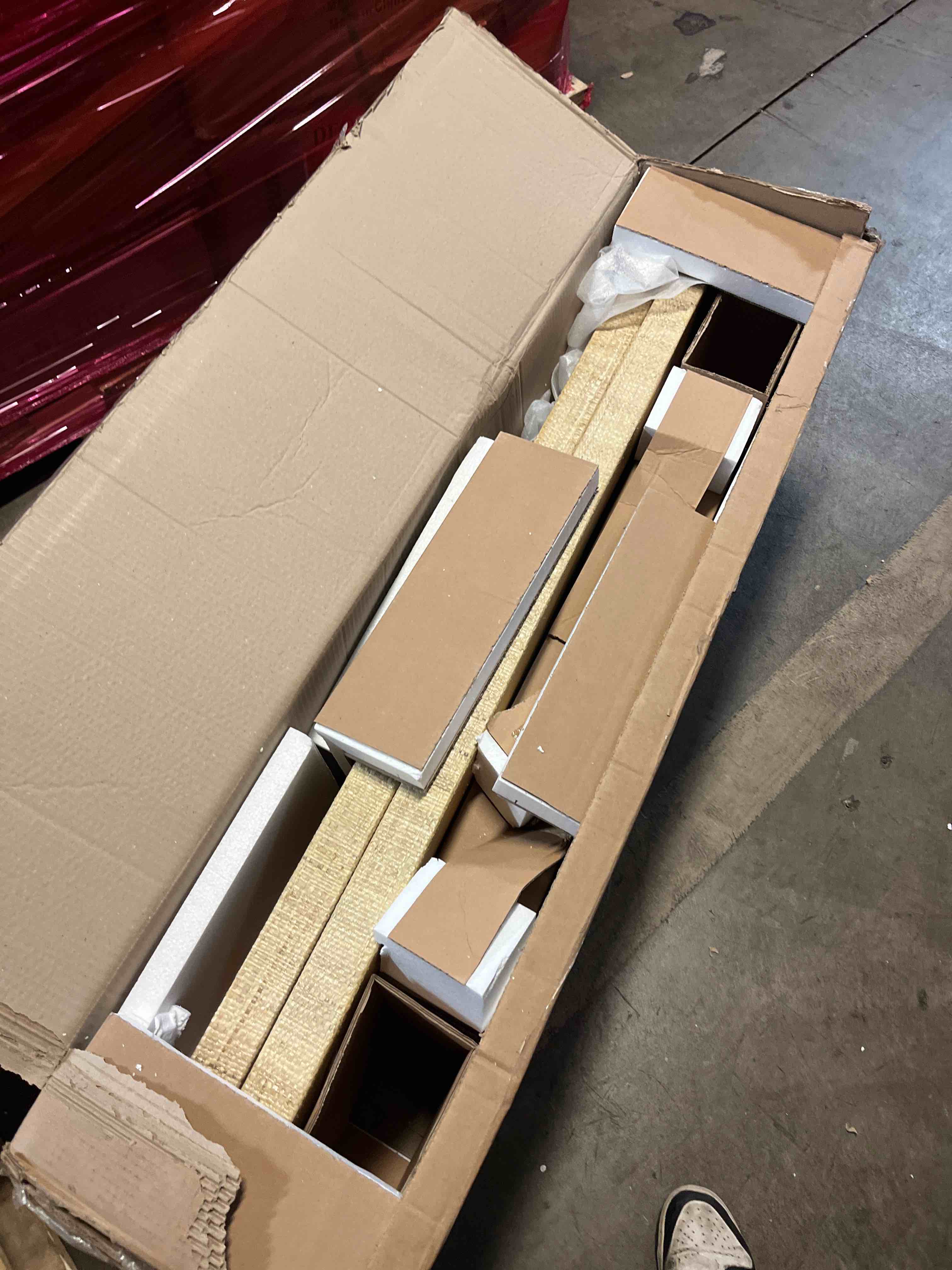 https://s3.amazonaws.com/lotting-images-prod/phillipi/GRA0370970_1759328558344.jpeg