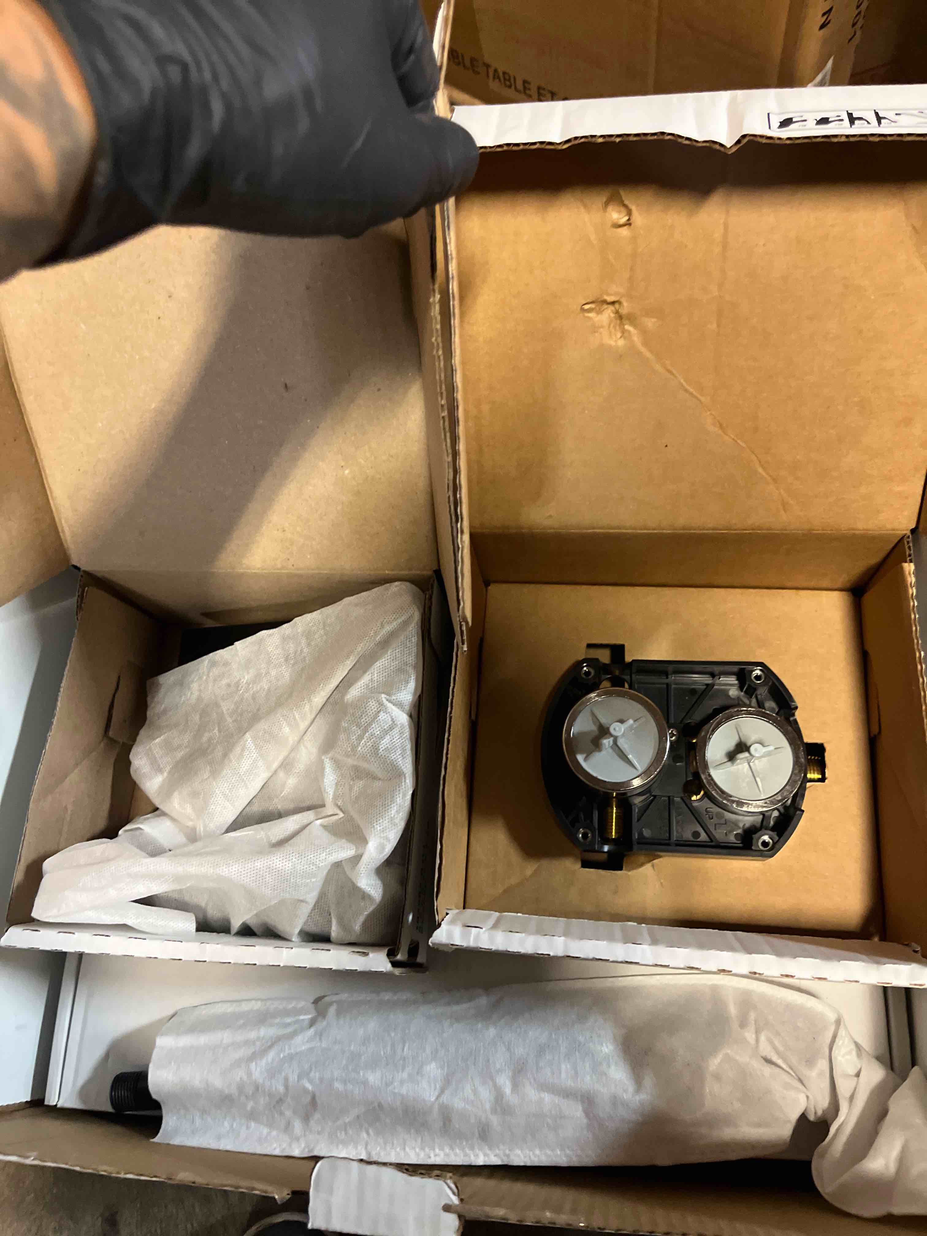 https://s3.amazonaws.com/lotting-images-prod/phillipi/GRA0370975_1759329632837.jpeg
