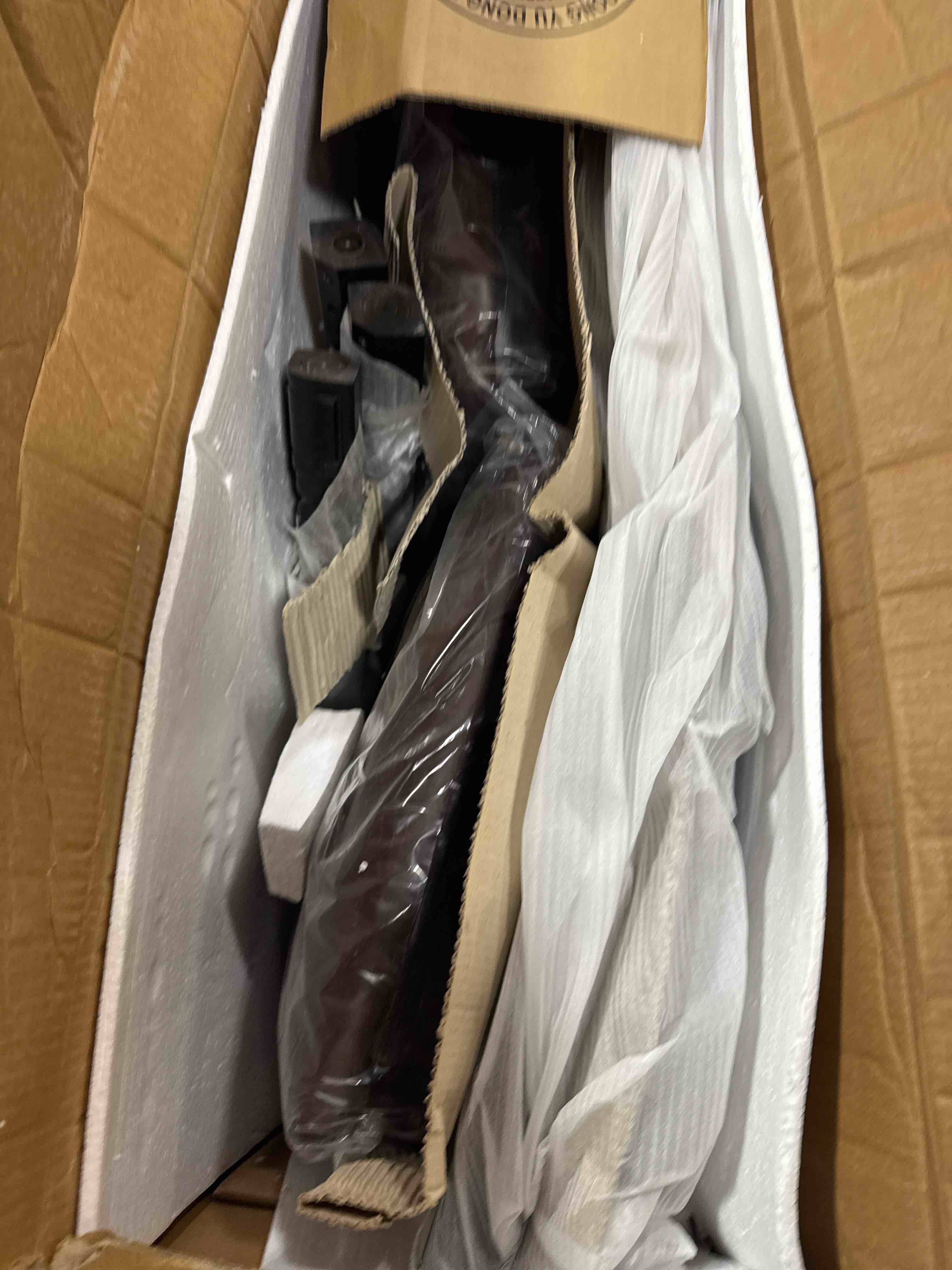 https://s3.amazonaws.com/lotting-images-prod/phillipi/GRA0371055_1758057326750.jpeg
