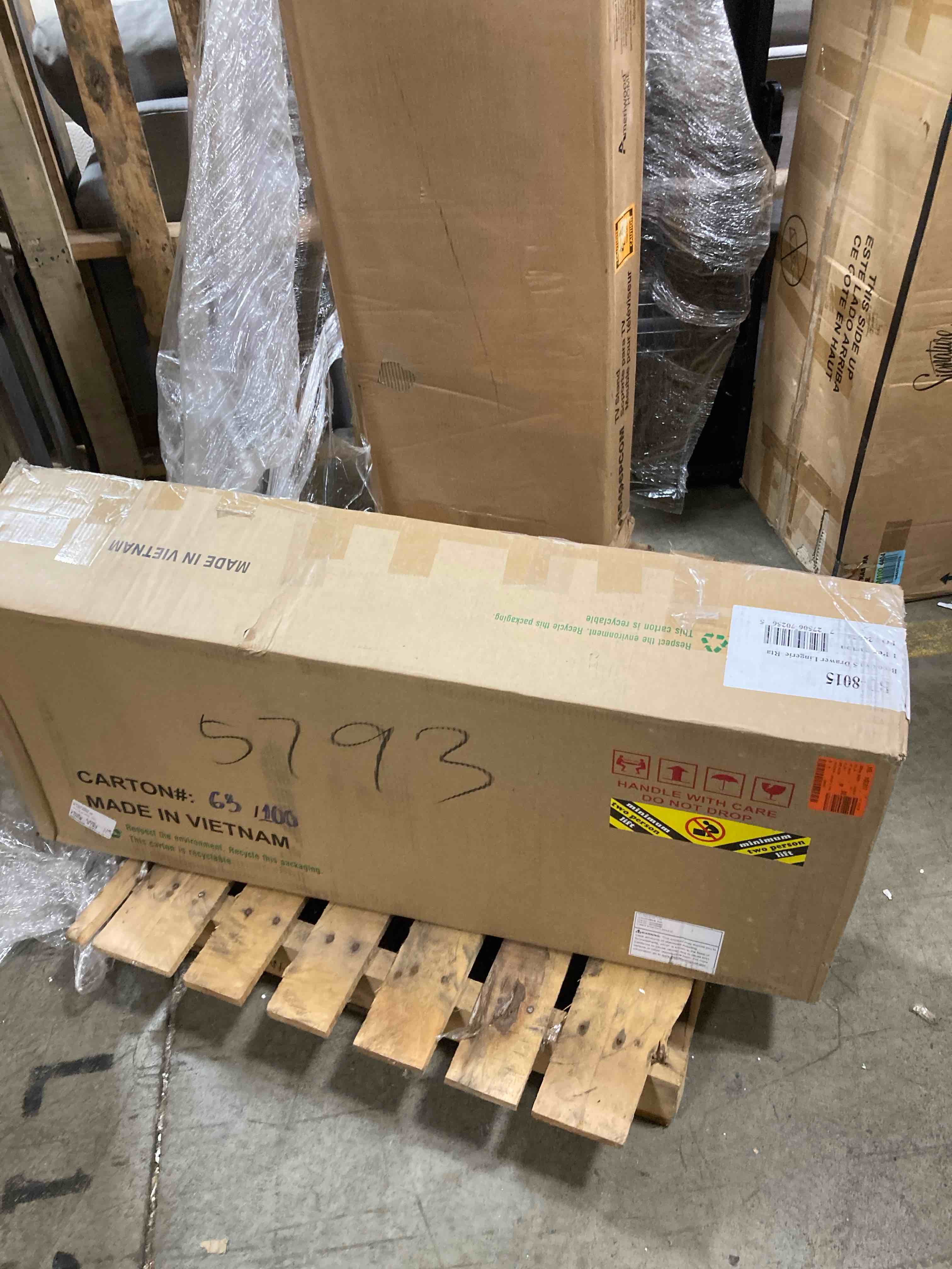 https://s3.amazonaws.com/lotting-images-prod/phillipi/GRA0371064_1758055305626.jpeg