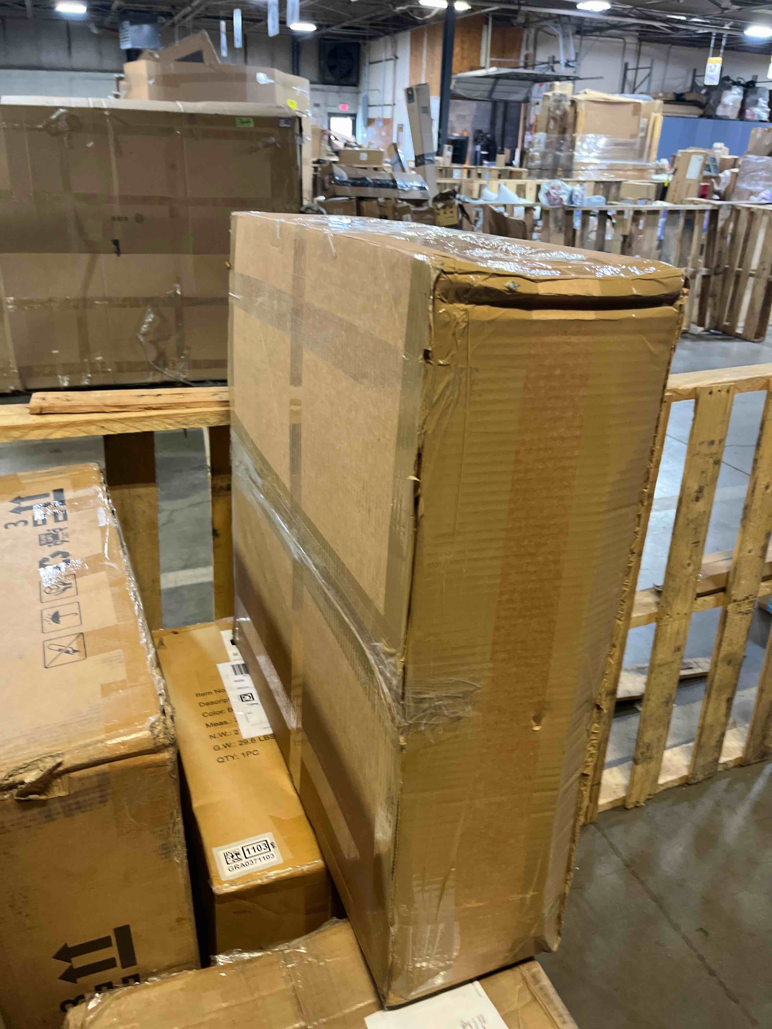 https://s3.amazonaws.com/lotting-images-prod/phillipi/GRA0371101_1758039042721.jpeg