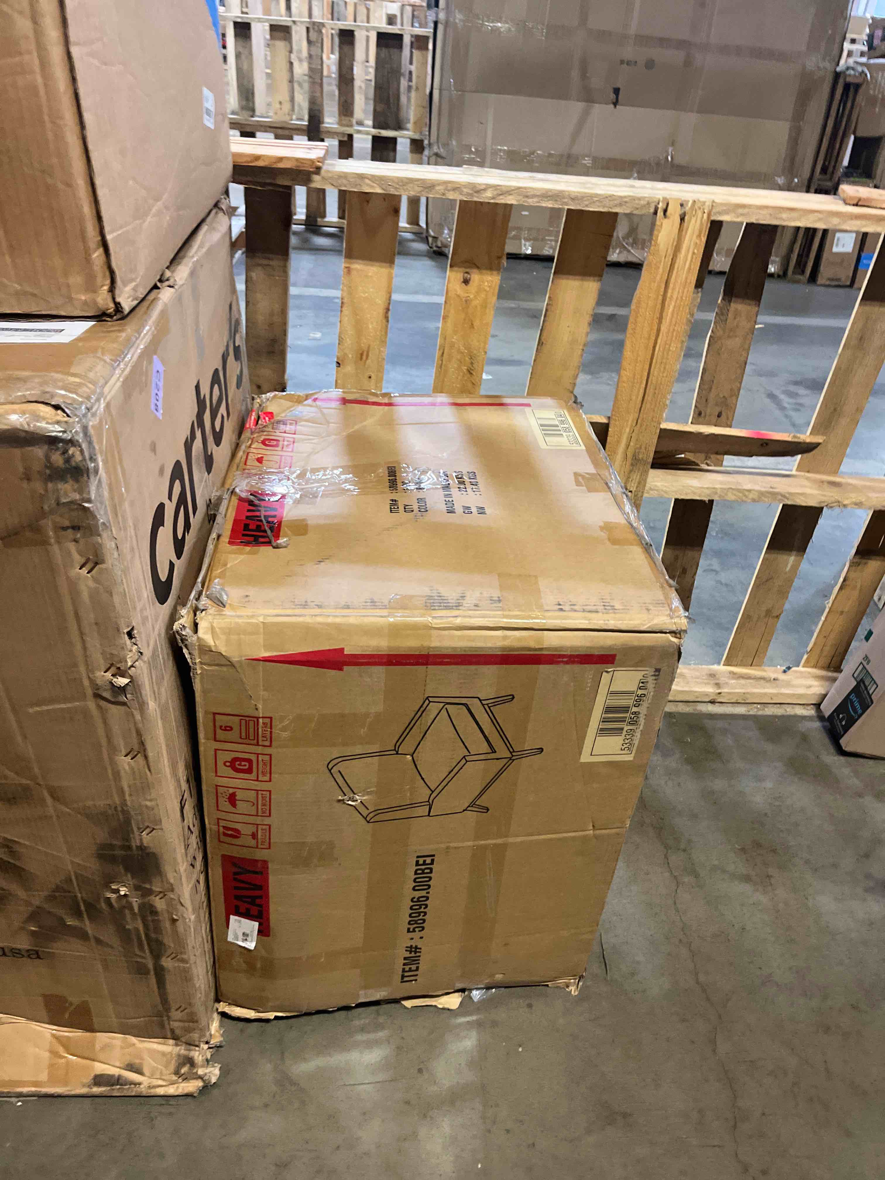 https://s3.amazonaws.com/lotting-images-prod/phillipi/GRA0371107_1758036583184.jpeg
