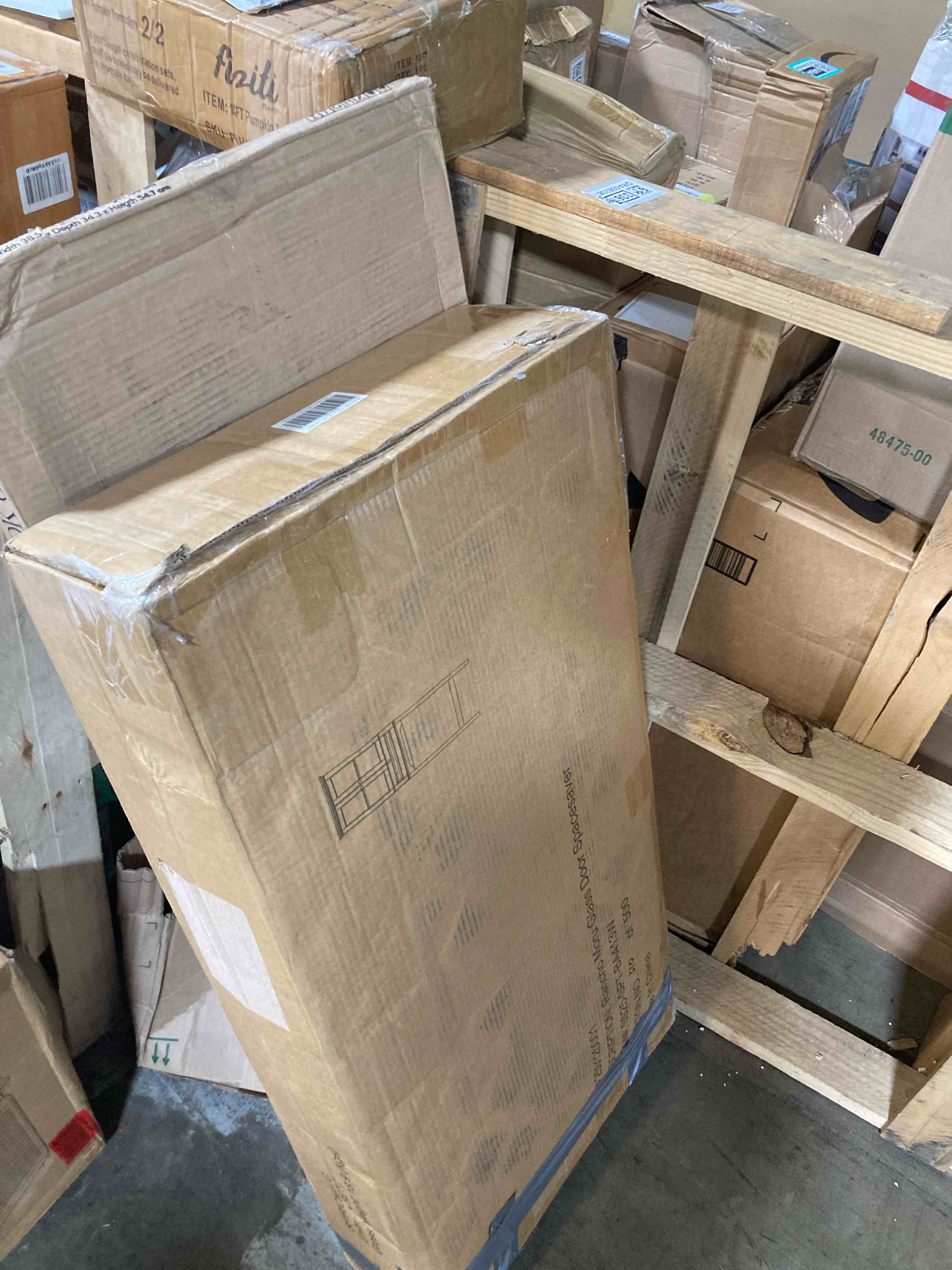 https://s3.amazonaws.com/lotting-images-prod/phillipi/GRA0371196_1756490853113.jpeg