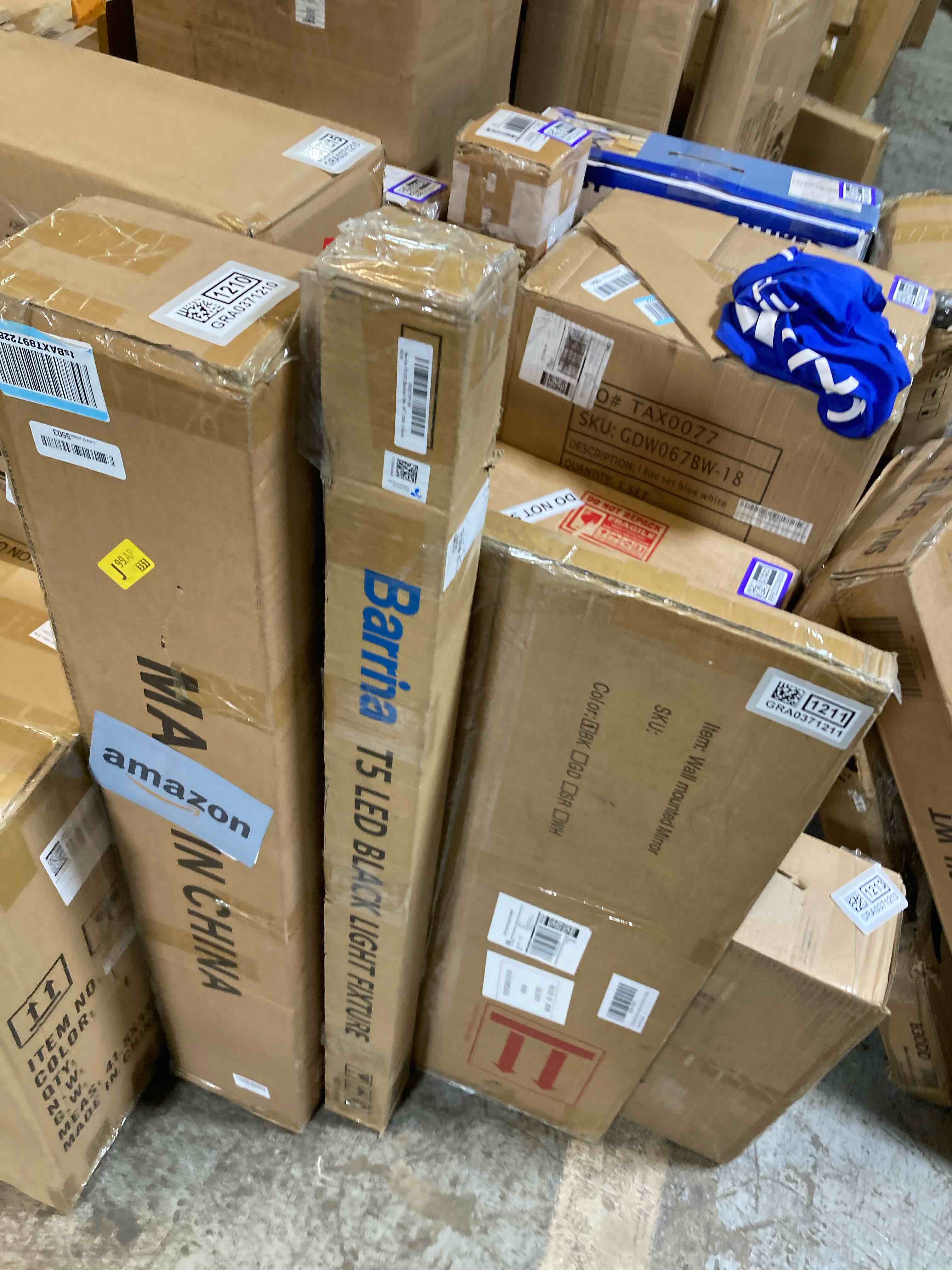 https://s3.amazonaws.com/lotting-images-prod/phillipi/GRA0371209_1756486597295.jpeg